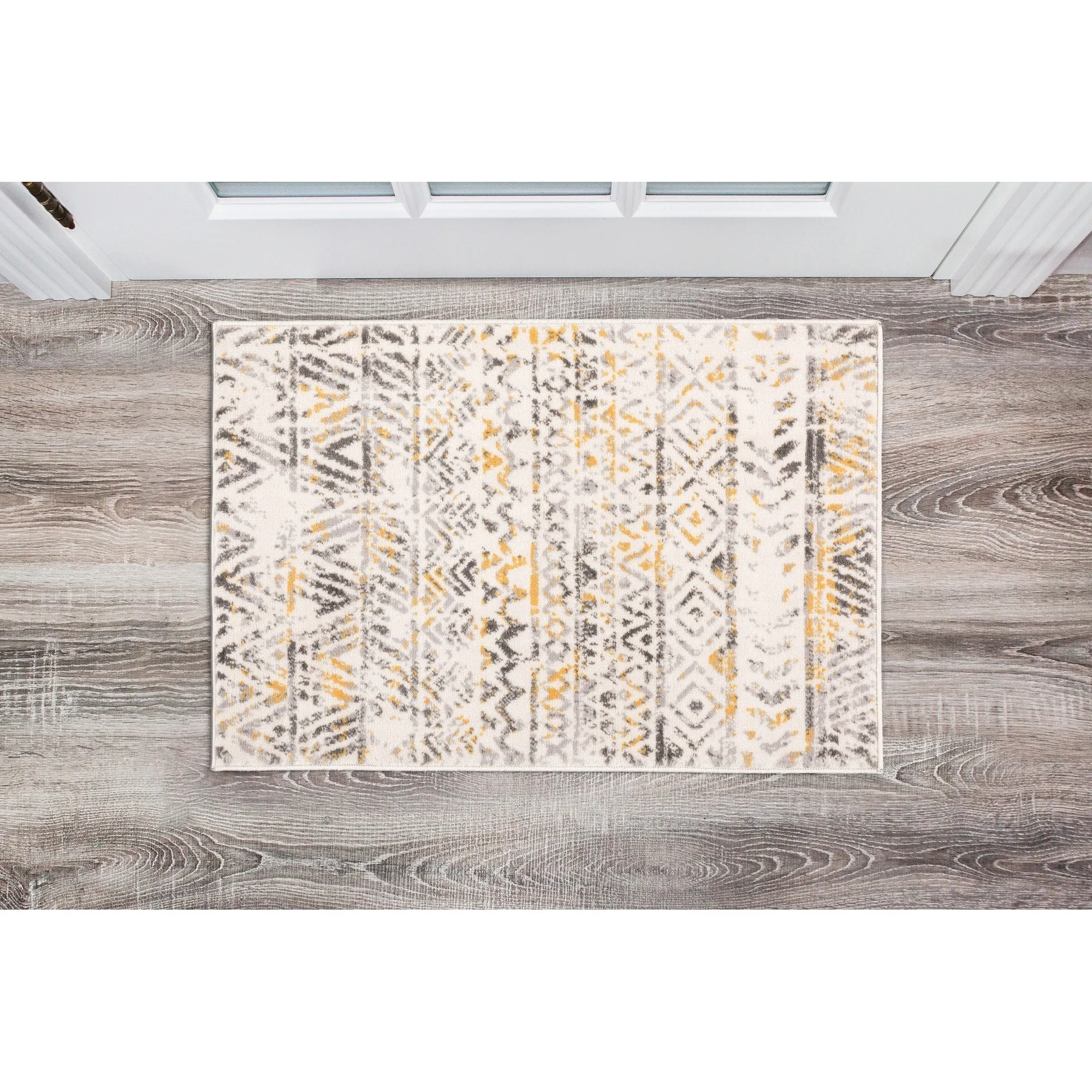 The Curated Nomad Midtown Geometric Distressed Bohemian Rug