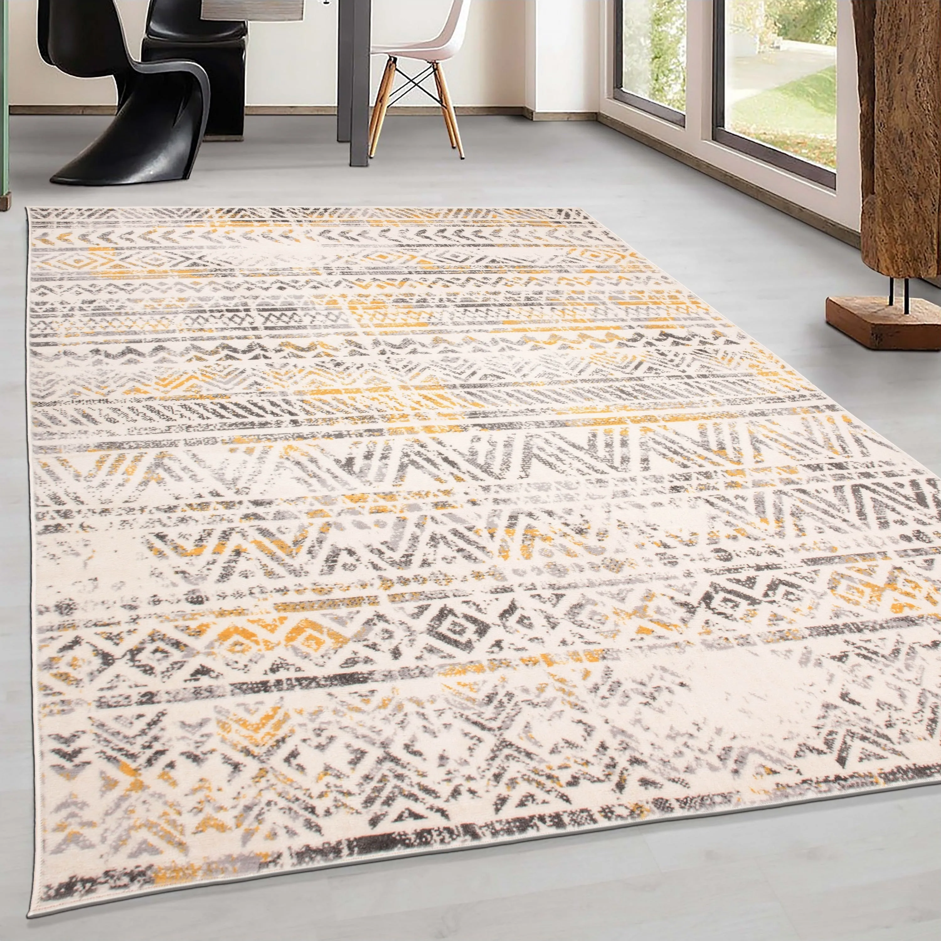 The Curated Nomad Midtown Geometric Distressed Bohemian Rug
