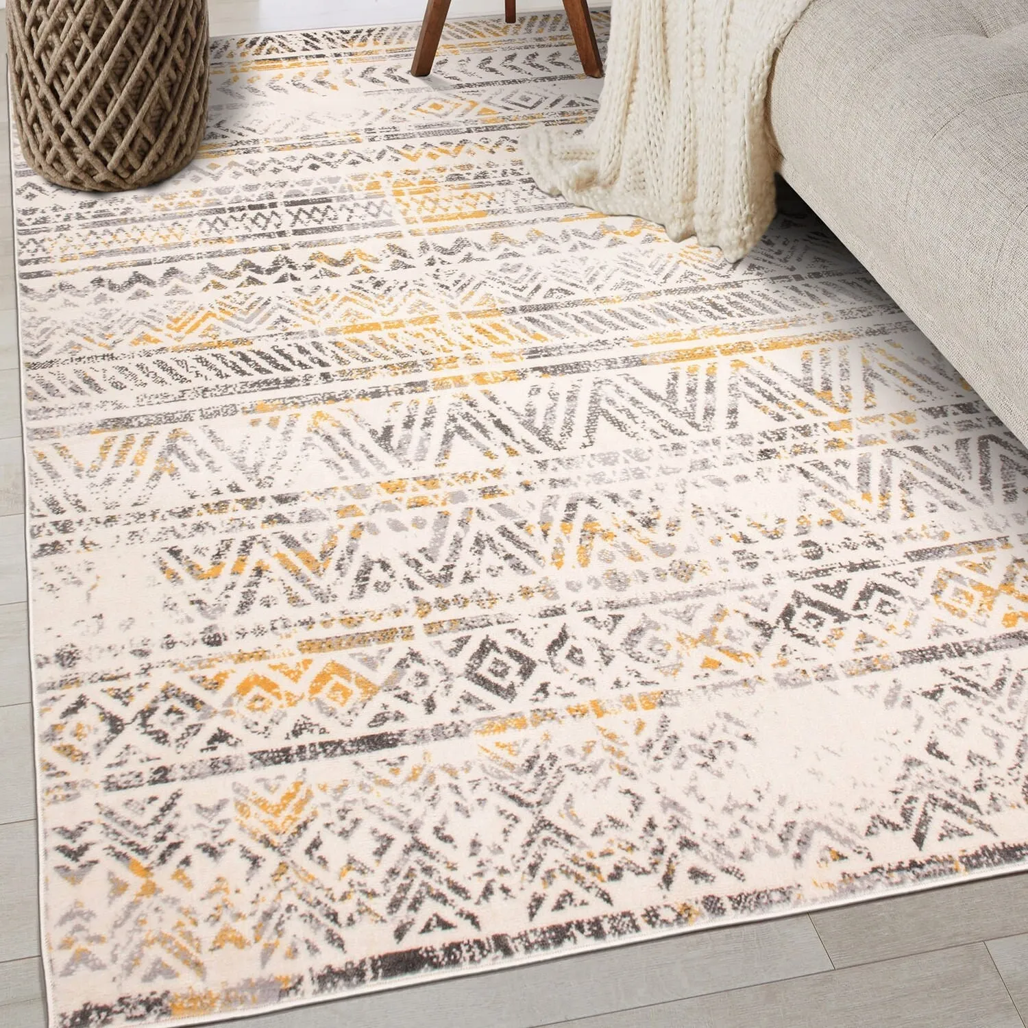 The Curated Nomad Midtown Geometric Distressed Bohemian Rug