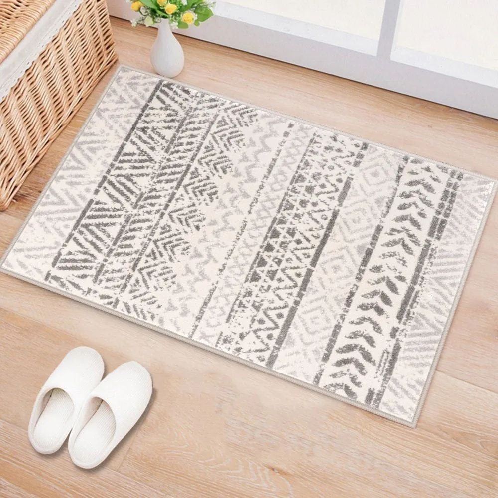 The Curated Nomad Midtown Geometric Distressed Bohemian Rug