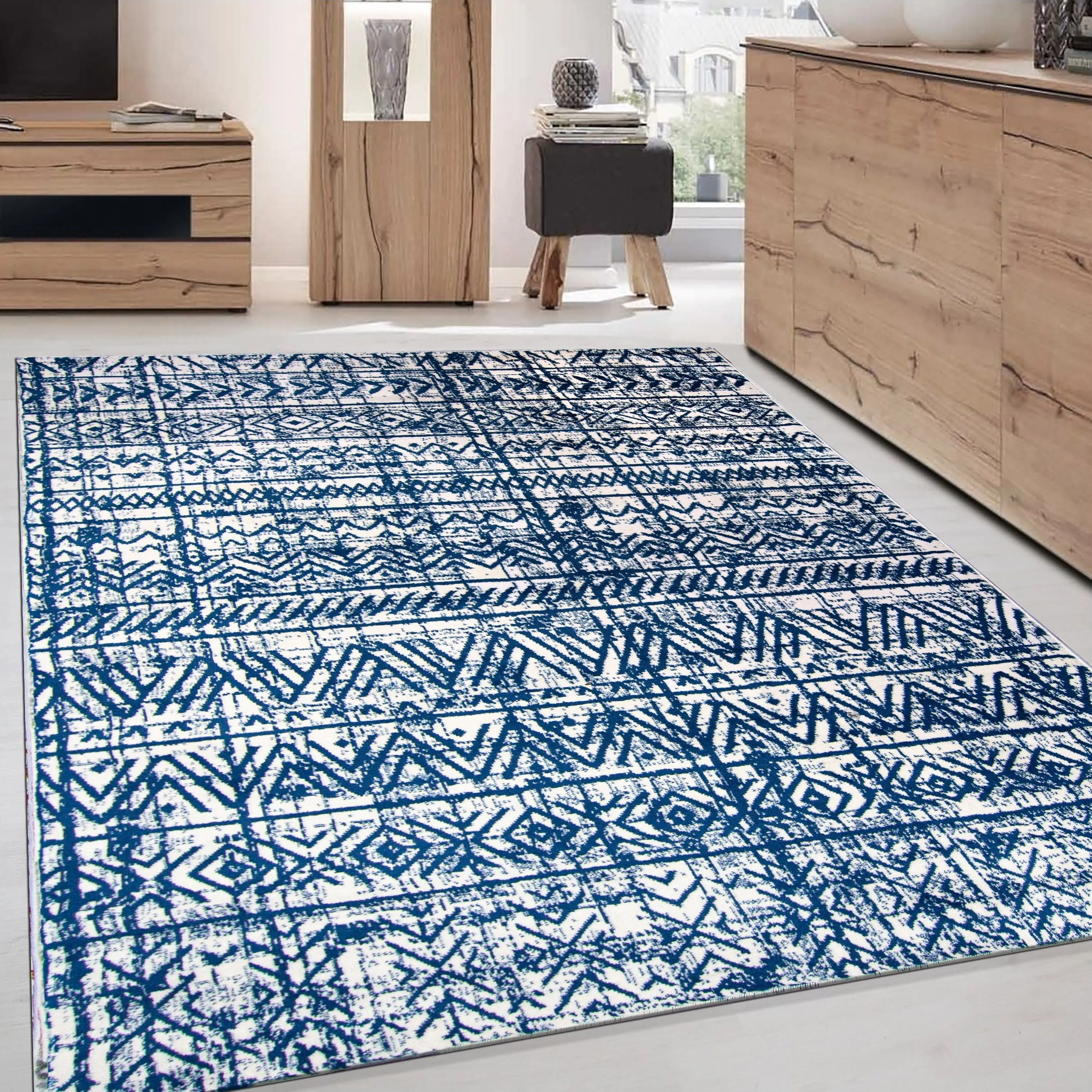 The Curated Nomad Midtown Geometric Distressed Bohemian Rug