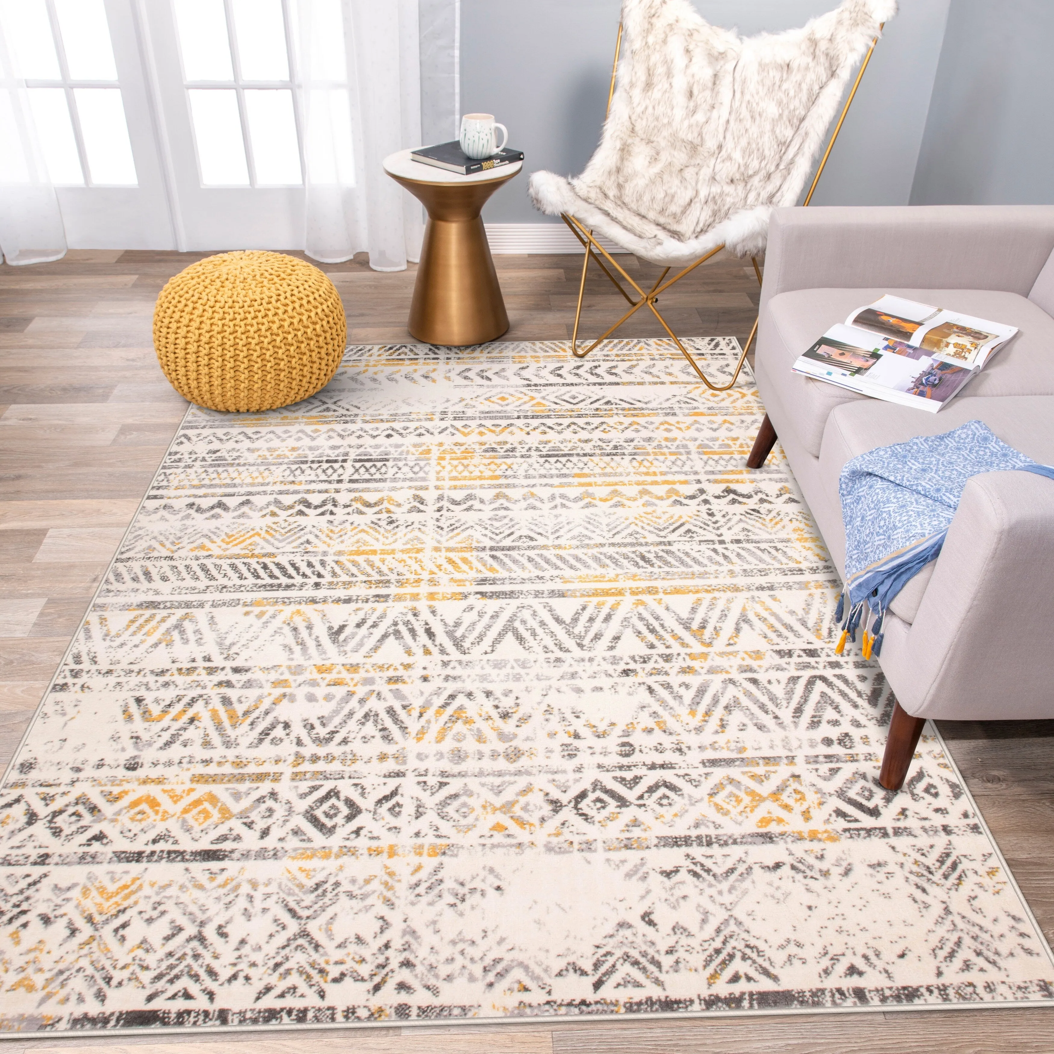 The Curated Nomad Midtown Geometric Distressed Bohemian Rug