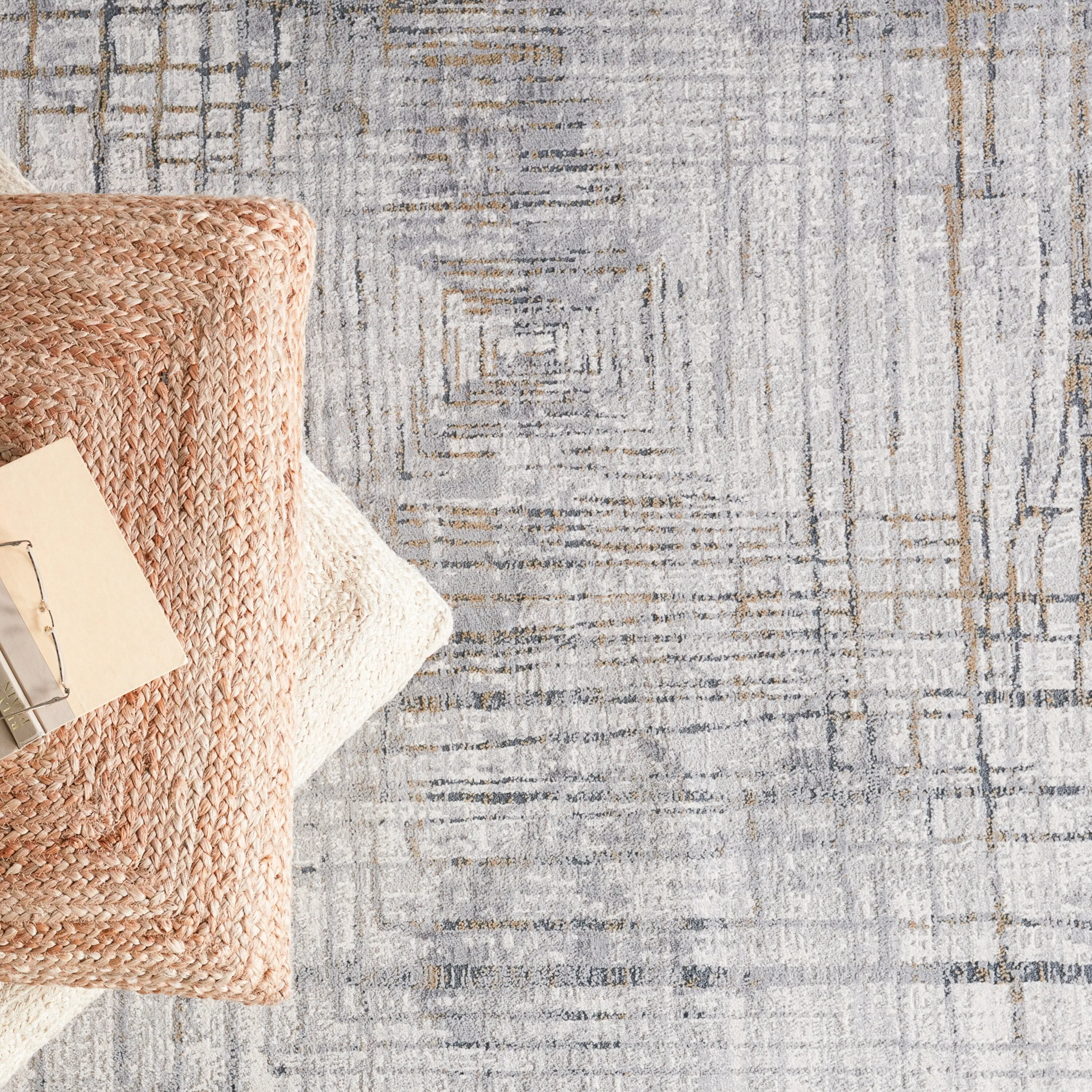 Toril Abstract Gray/ Gold Area Rug