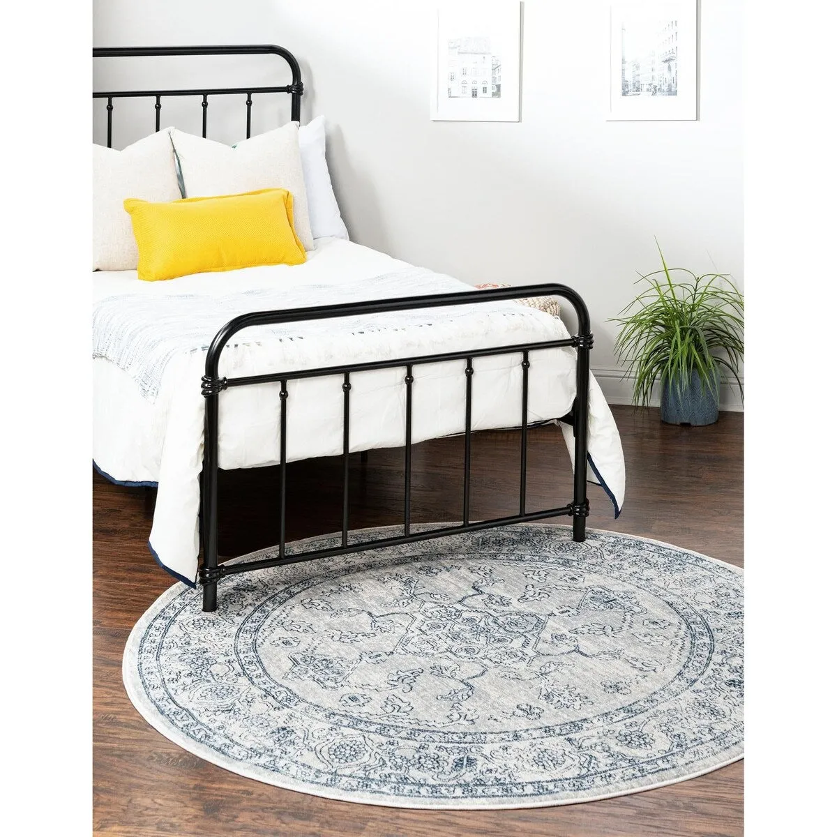 Traditional Haifa Collection Area Rug