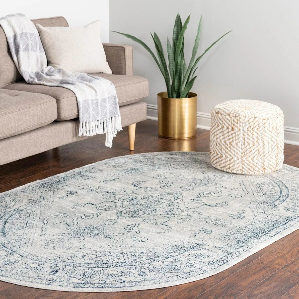 Traditional Haifa Collection Area Rug