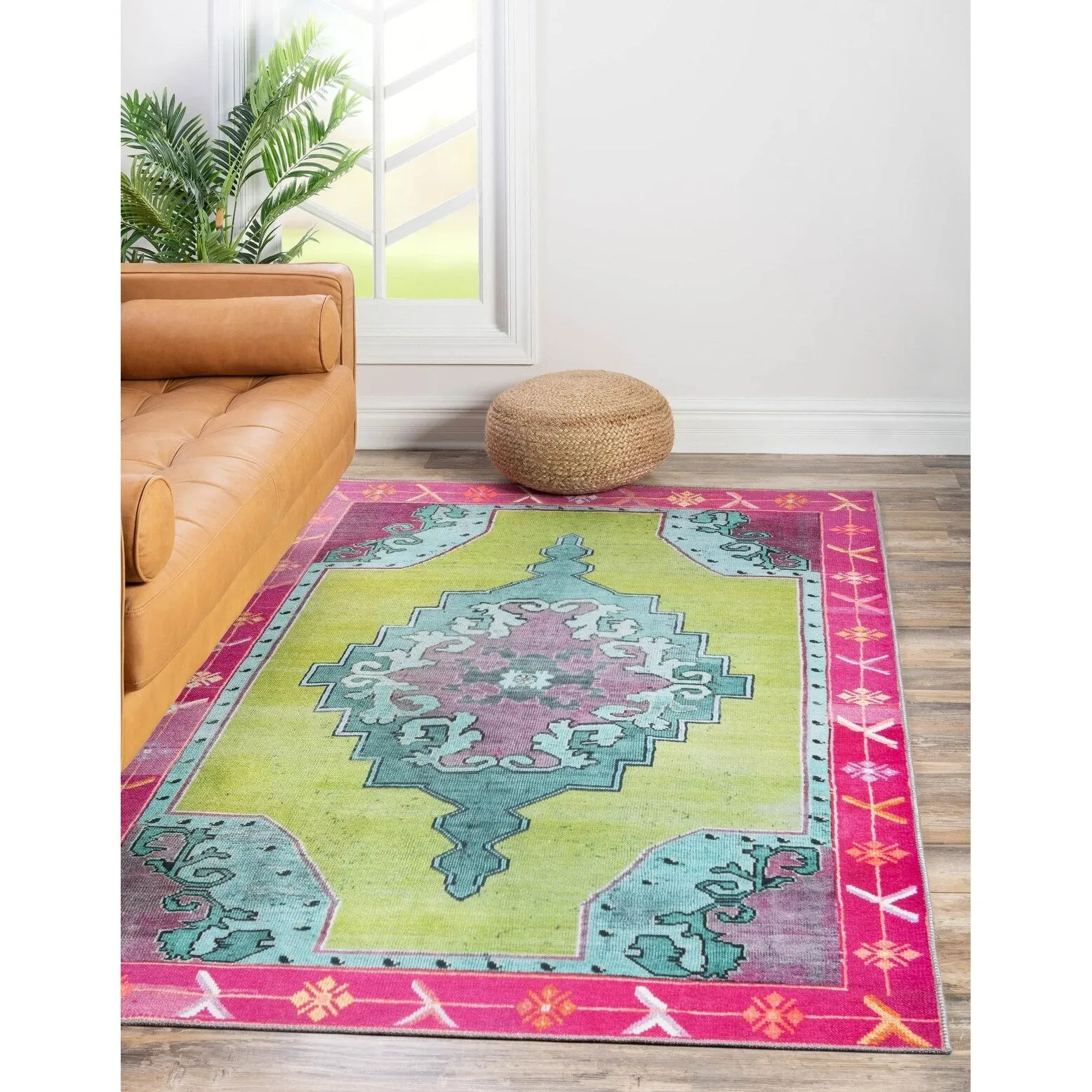 Traditional Rine Collection Area Rug