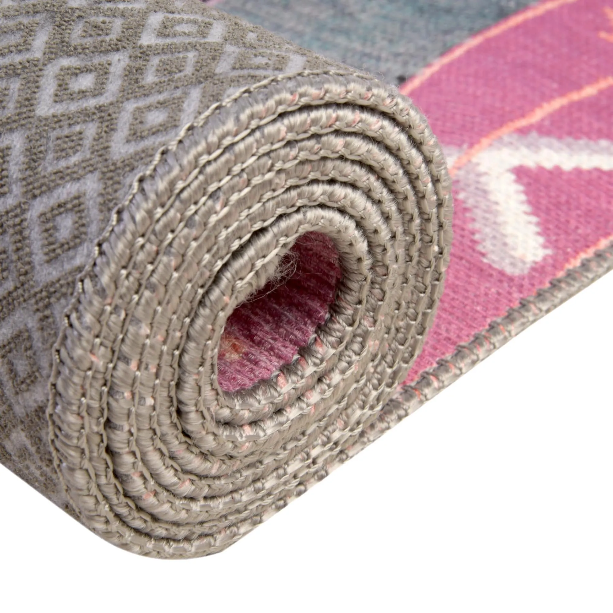 Traditional Rine Collection Area Rug