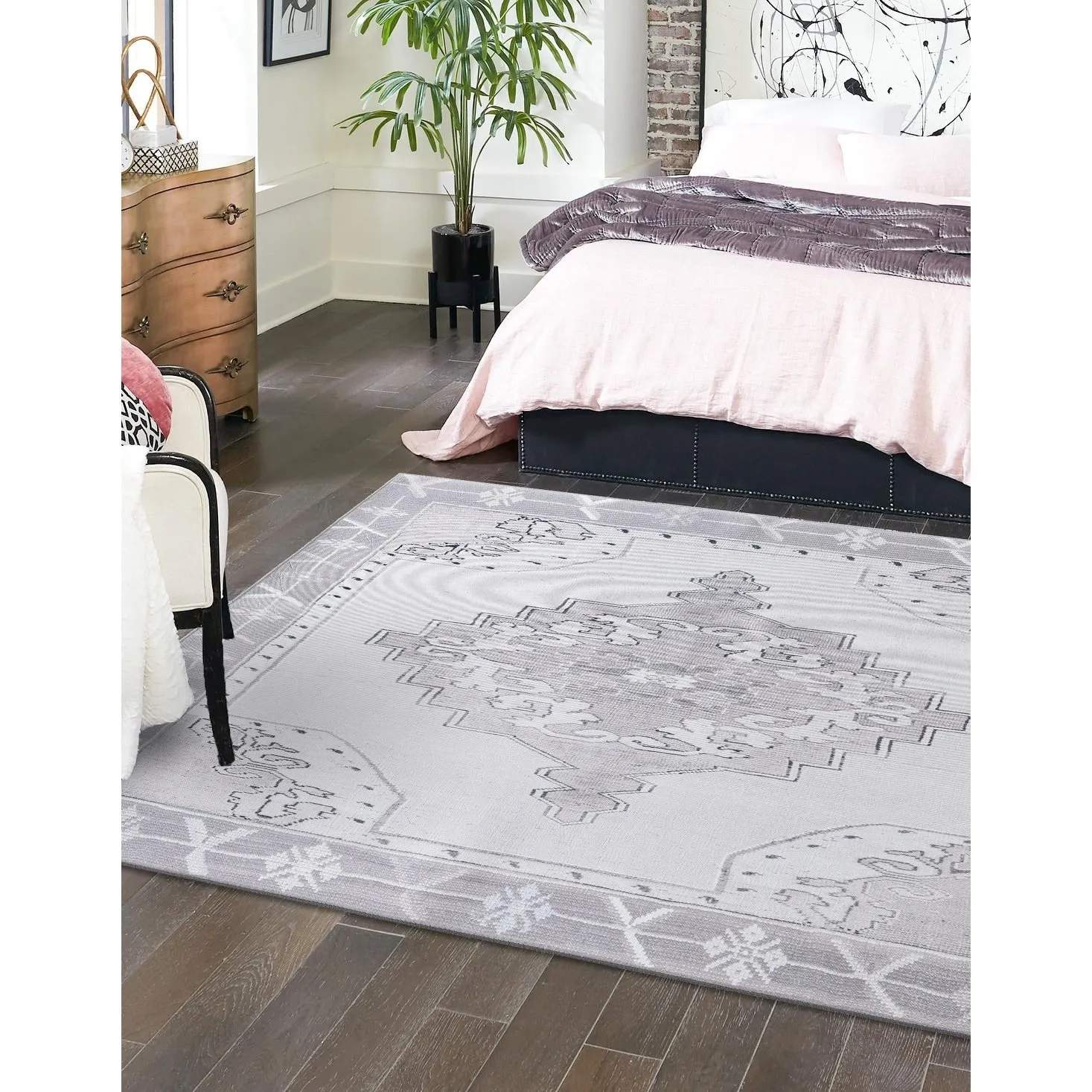 Traditional Rine Collection Area Rug
