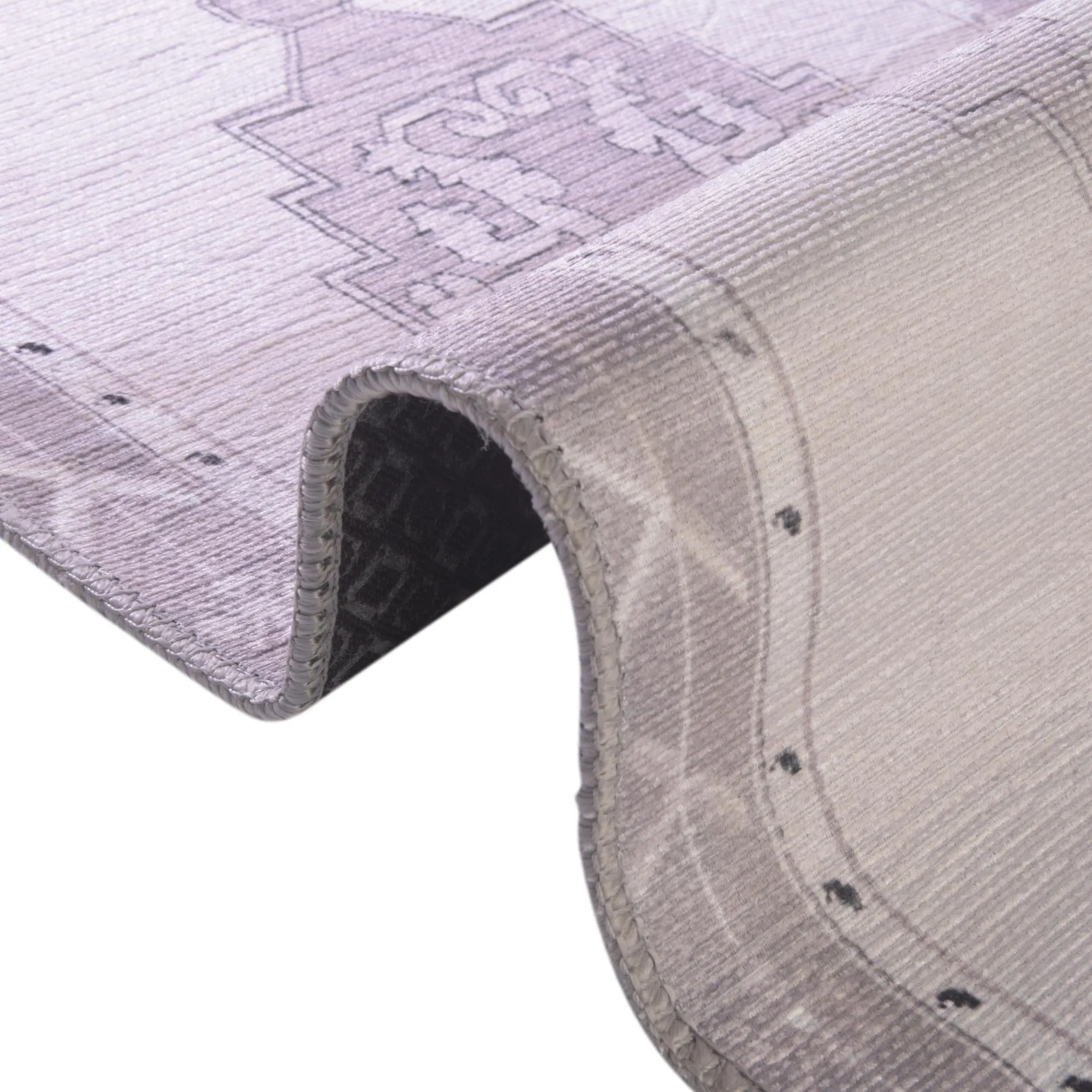Traditional Rine Collection Area Rug