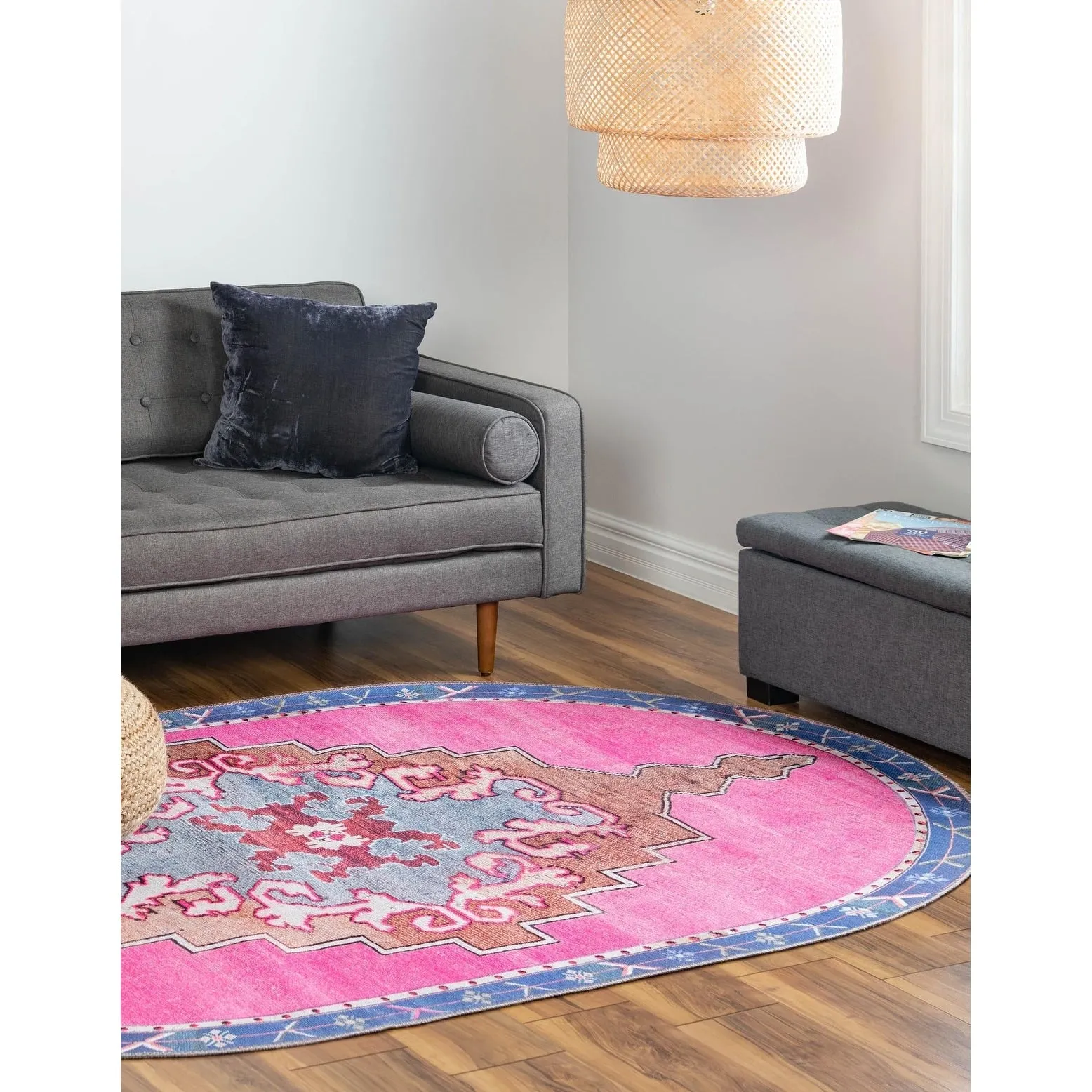 Traditional Rine Collection Area Rug