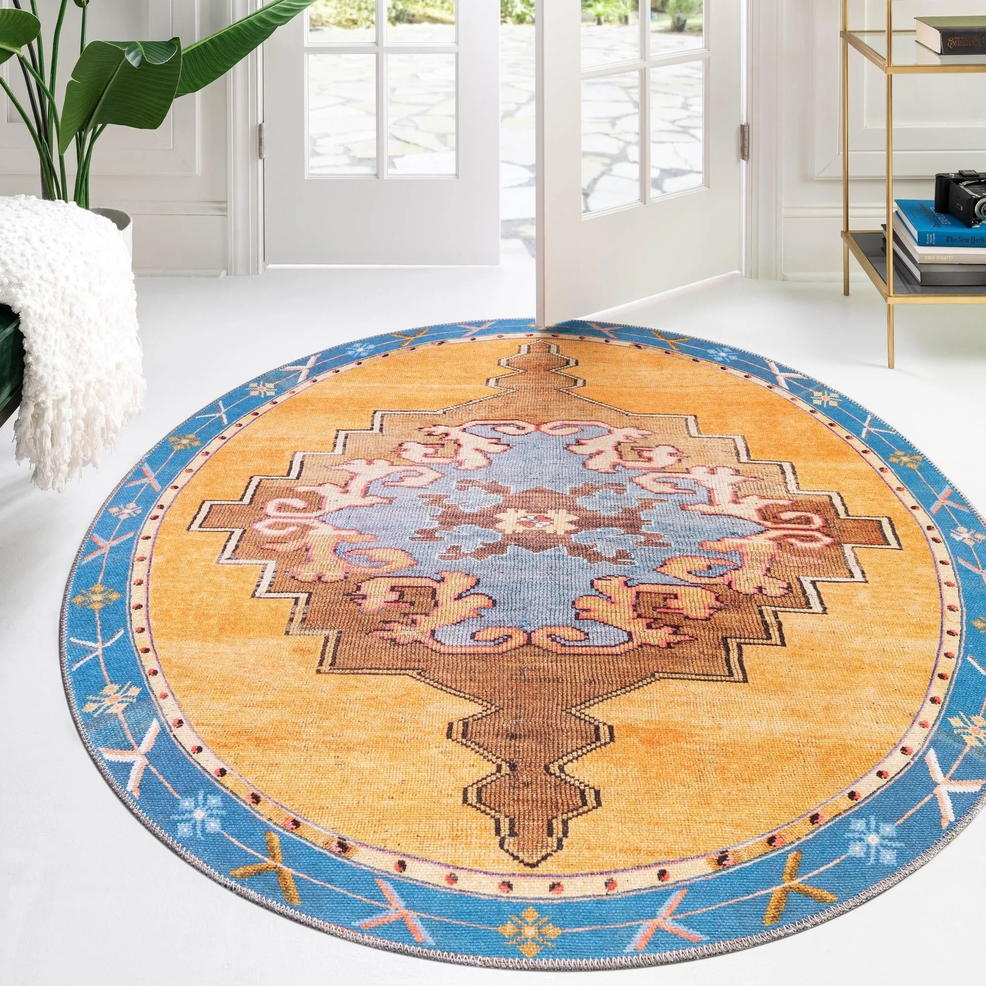 Traditional Rine Collection Area Rug