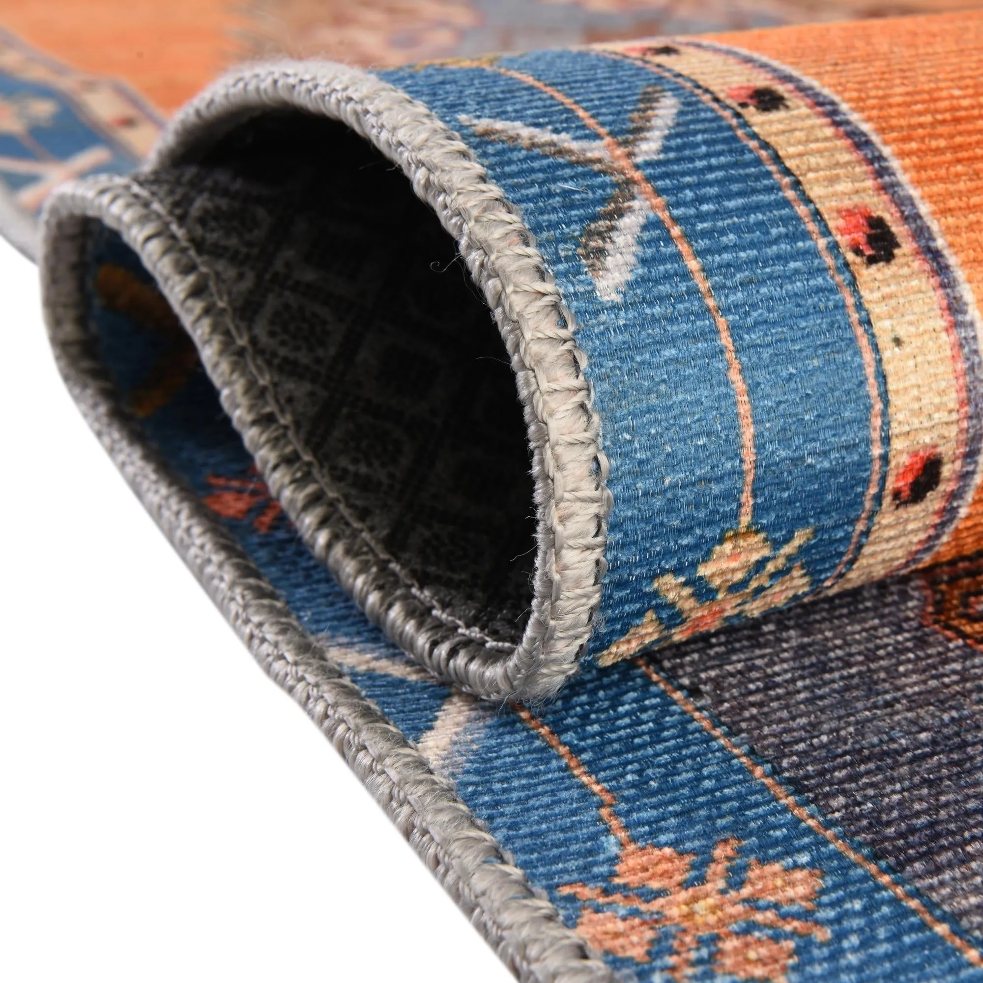 Traditional Rine Collection Area Rug