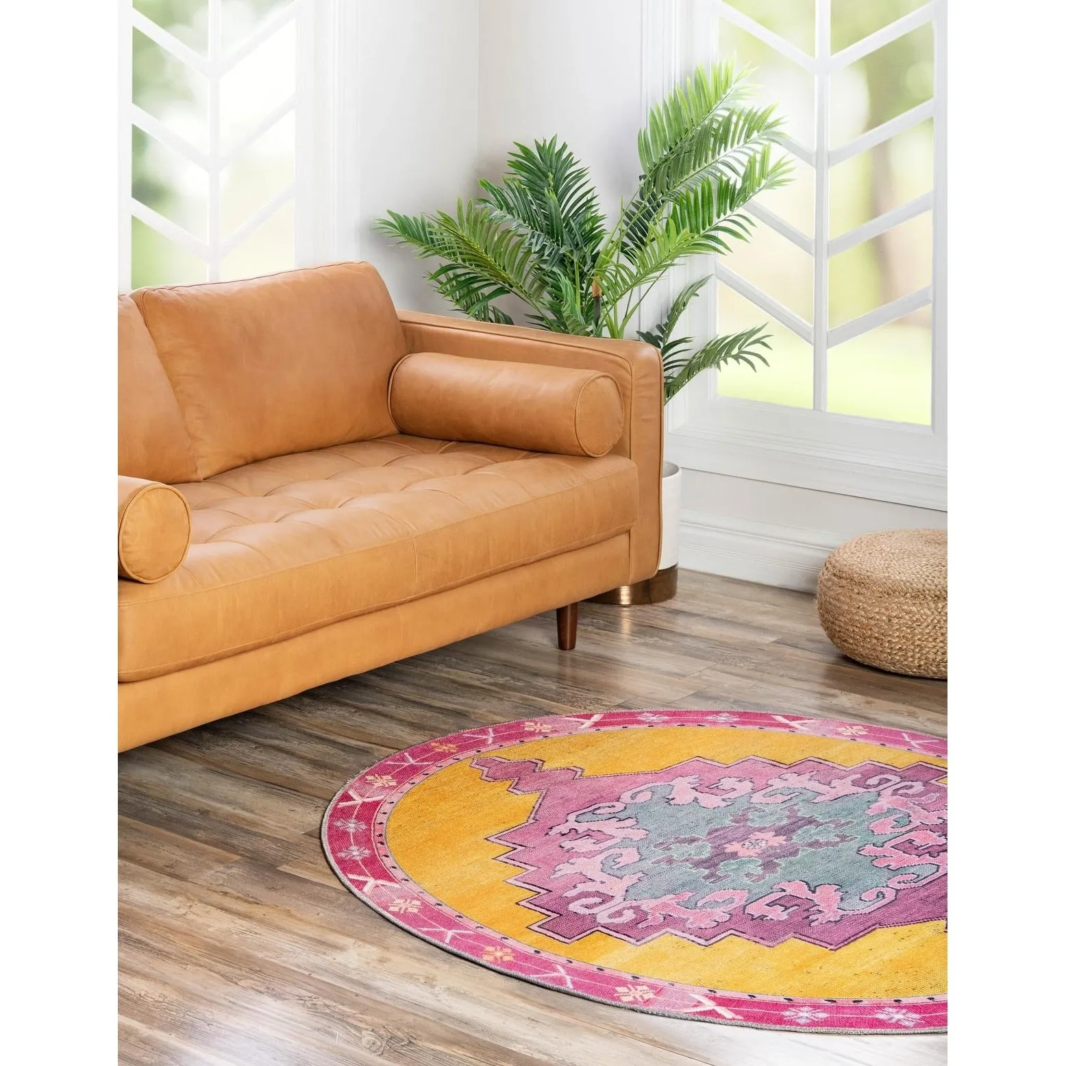 Traditional Rine Collection Area Rug
