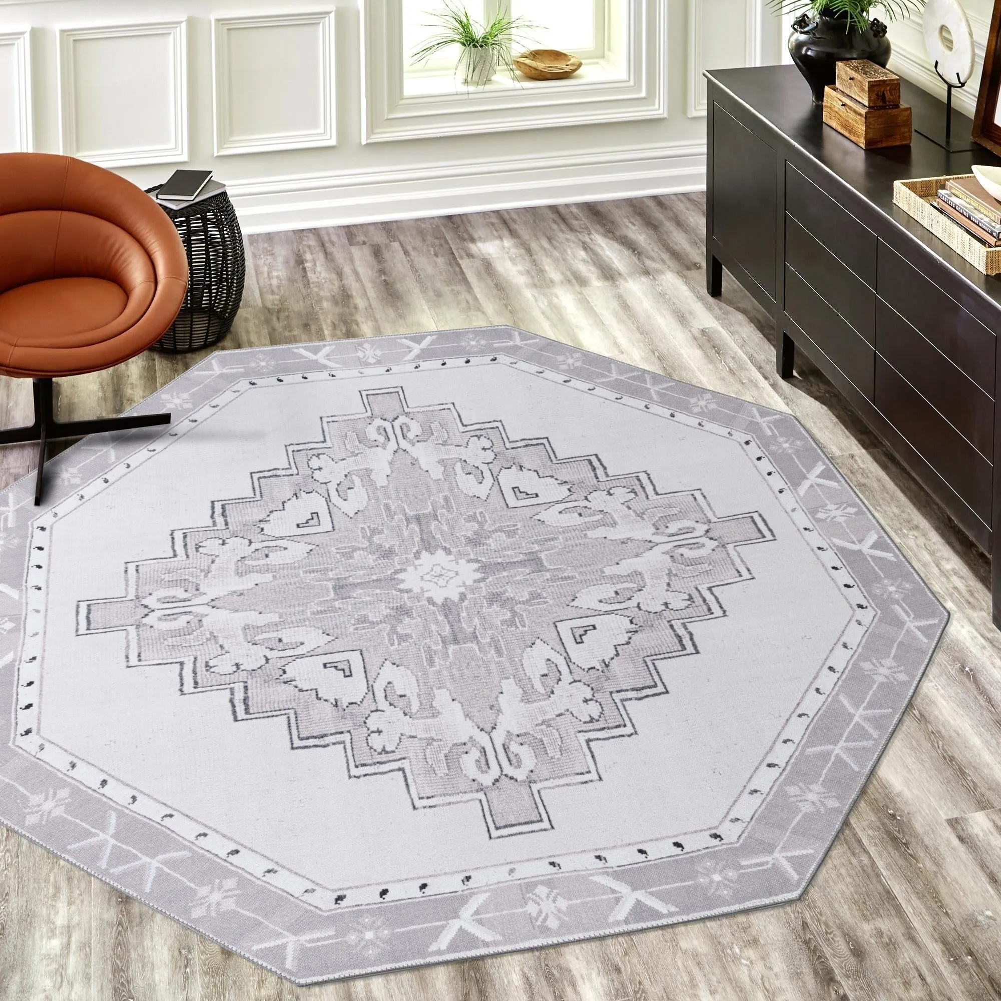 Traditional Rine Collection Area Rug