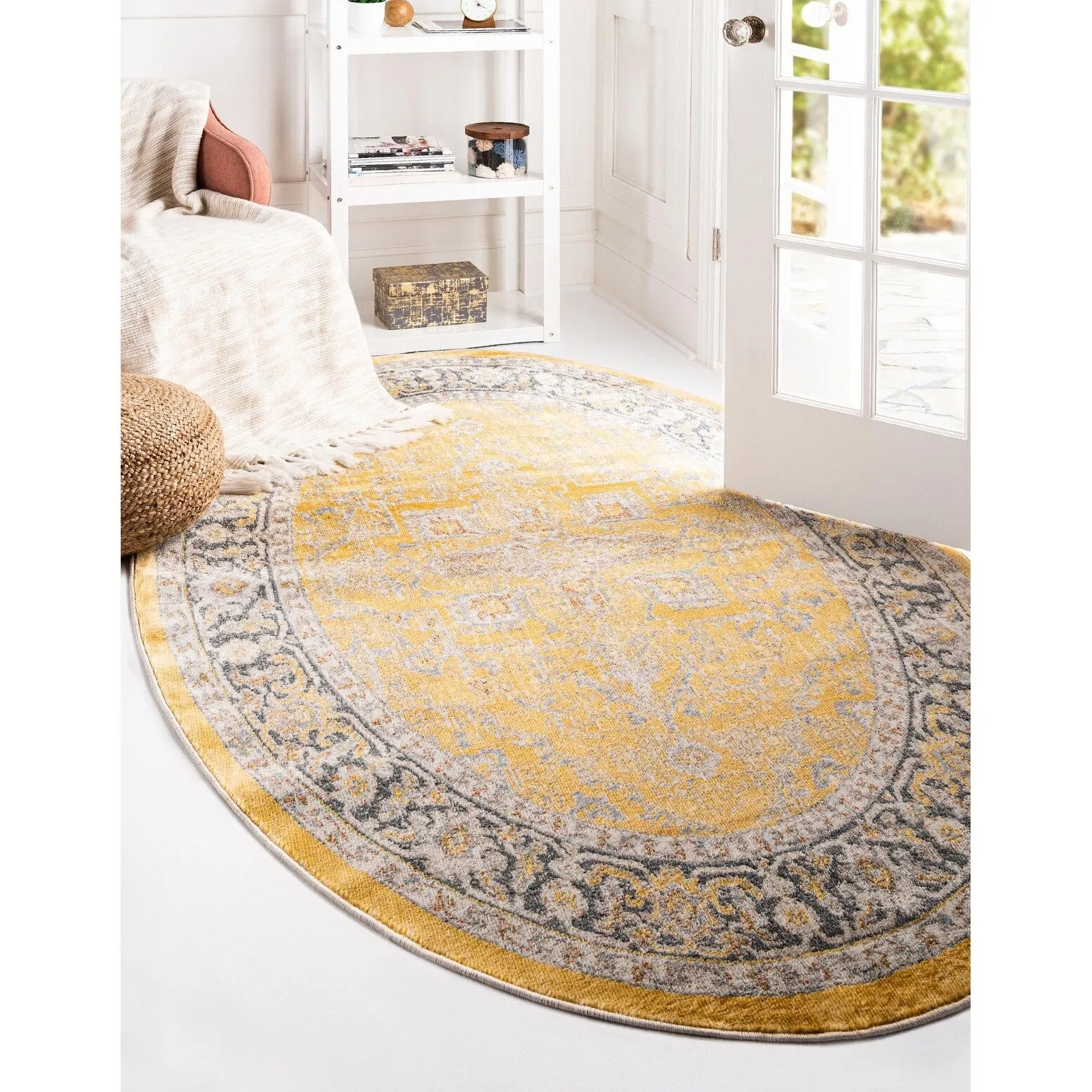 Traditional Samana Collection Area Rug