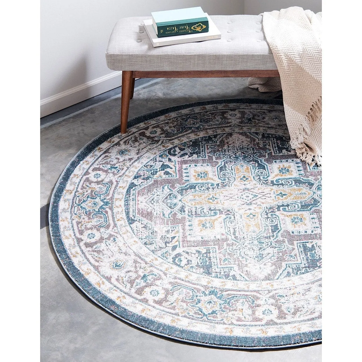 Traditional Samana Collection Area Rug