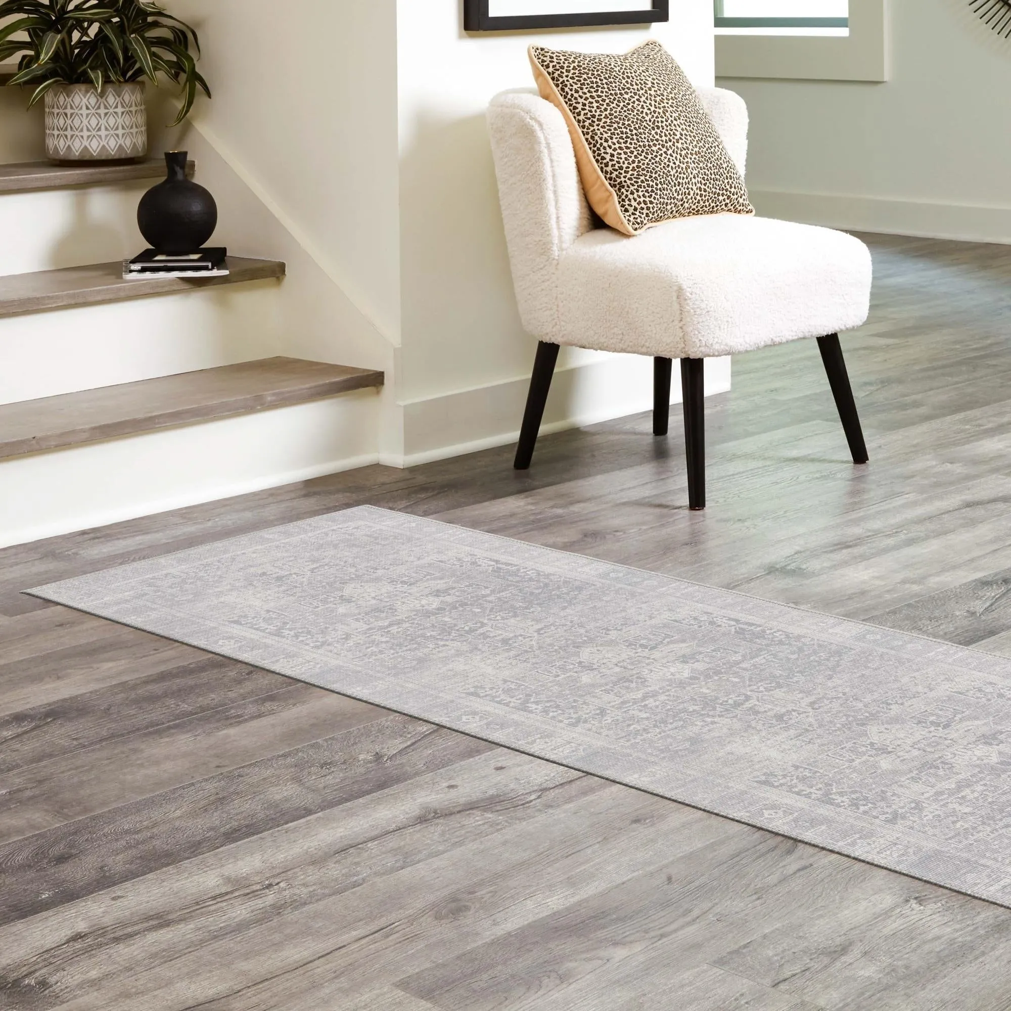 Transitional Rine Collection Area Rug