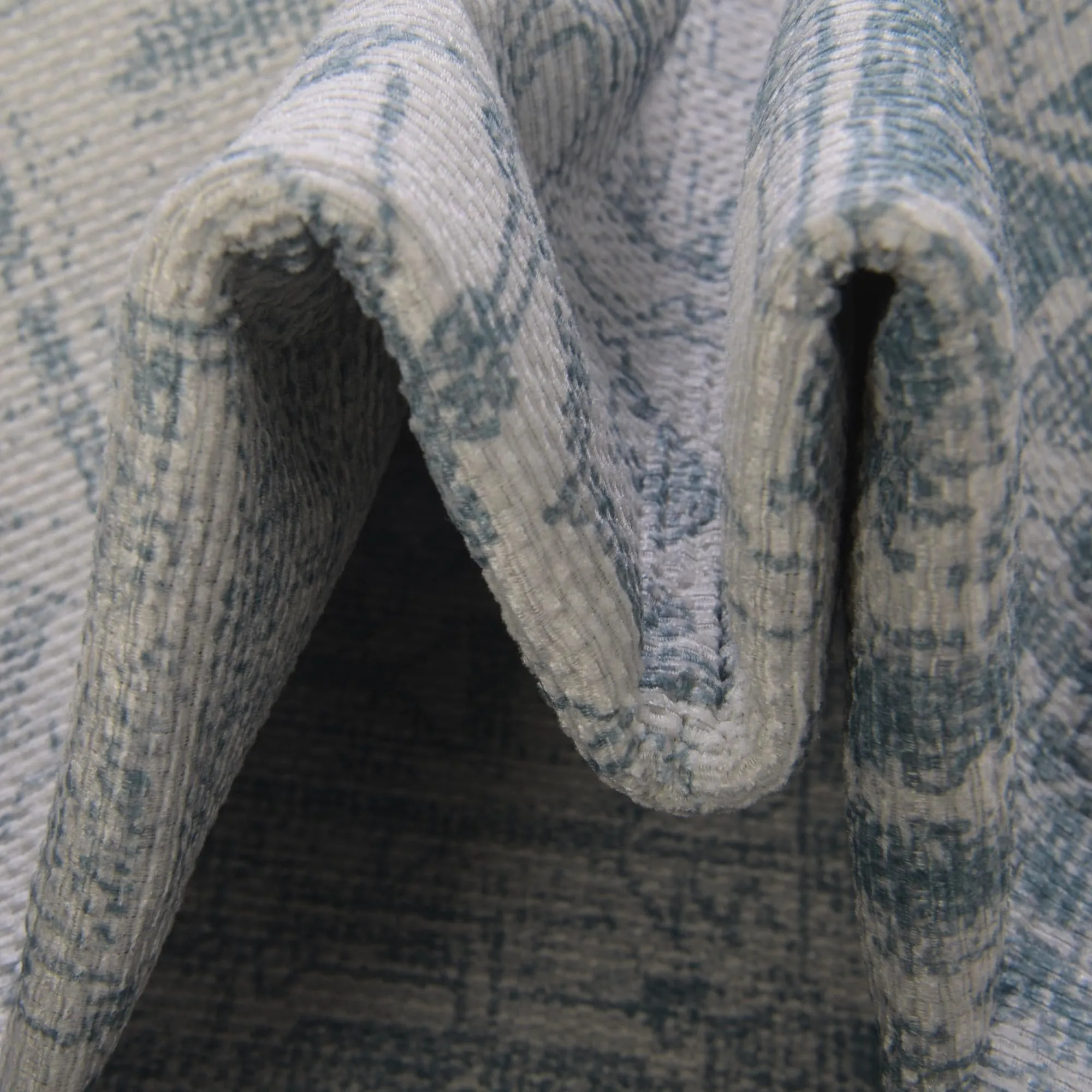 Transitional Rine Collection Area Rug