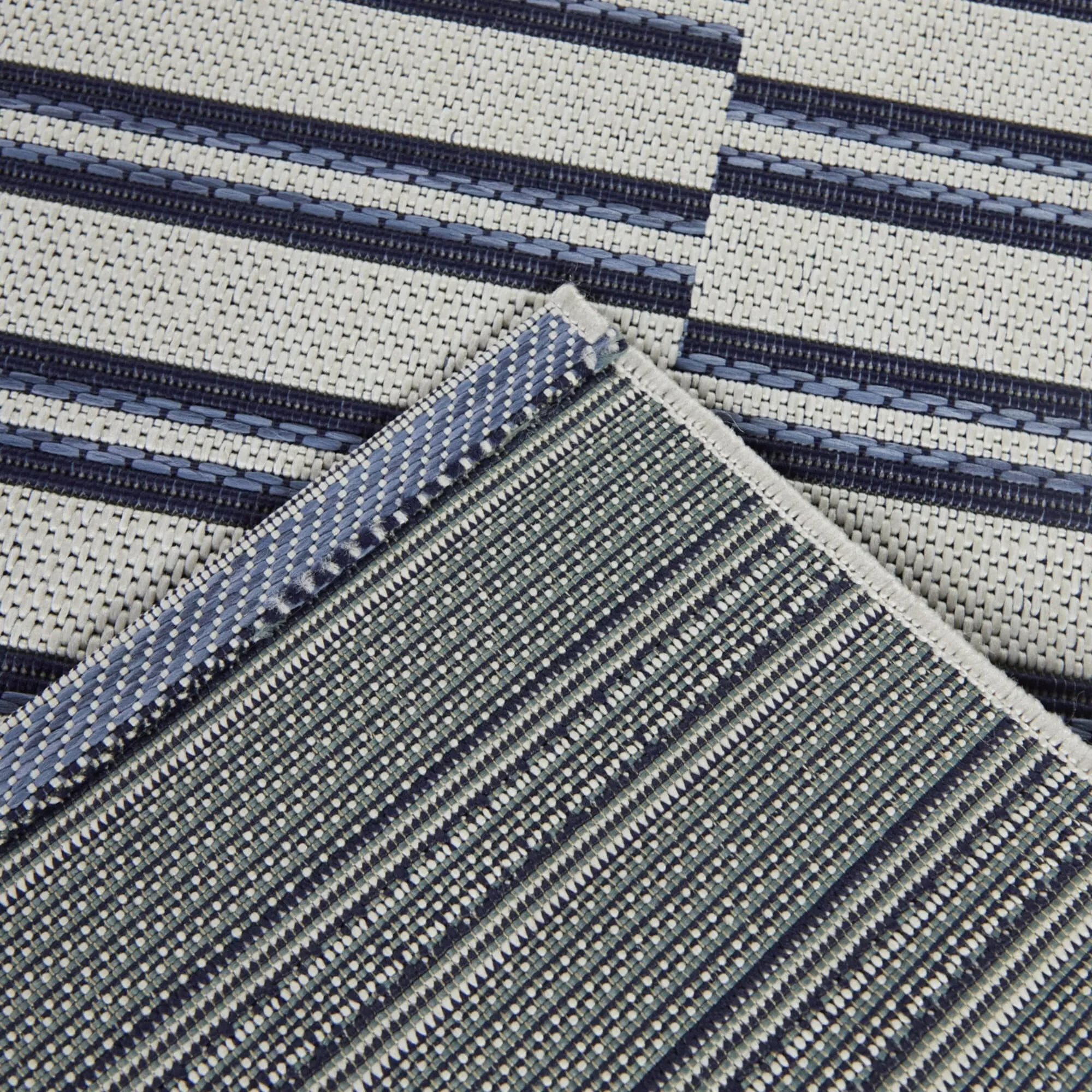Trevor Modern Striped Indoor/Outdoor Area Rug