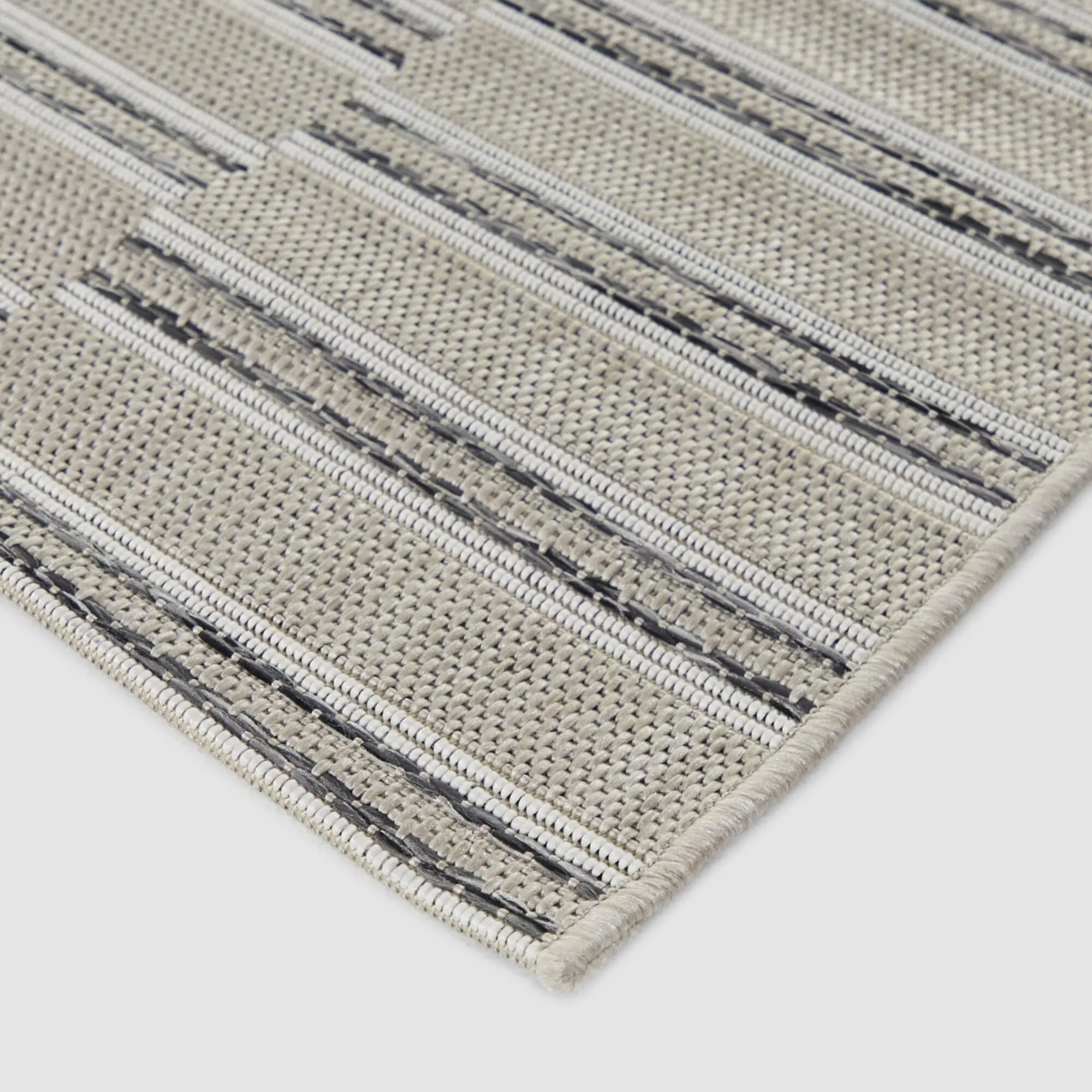 Trevor Modern Striped Indoor/Outdoor Area Rug