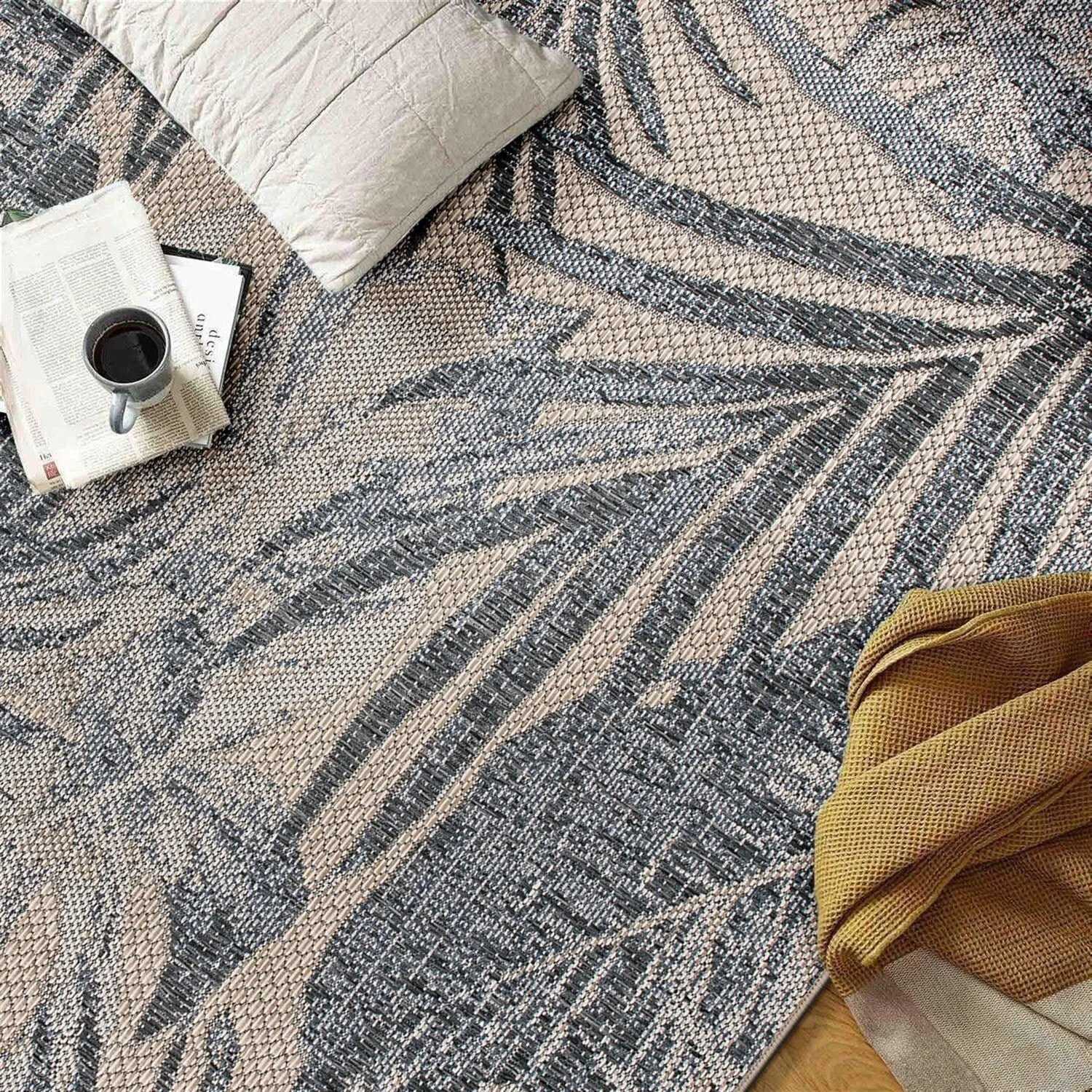 Tropical Floral Indoor/Outdoor Area Rug