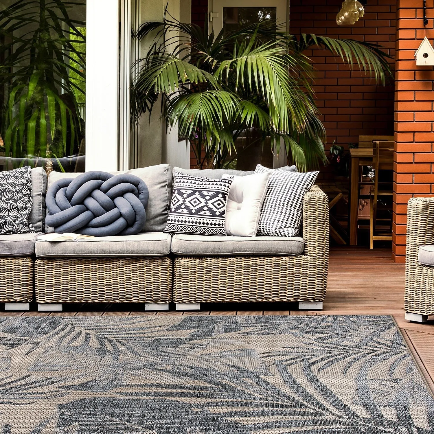 Tropical Floral Indoor/Outdoor Area Rug