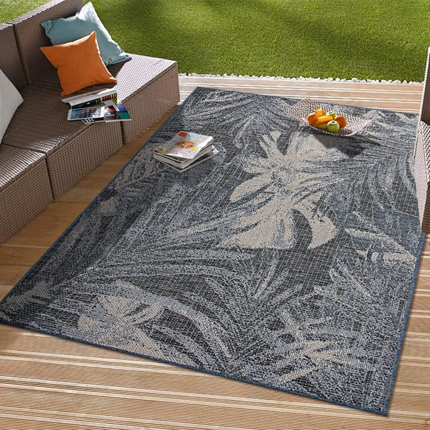 Tropical Floral Indoor/Outdoor Area Rug