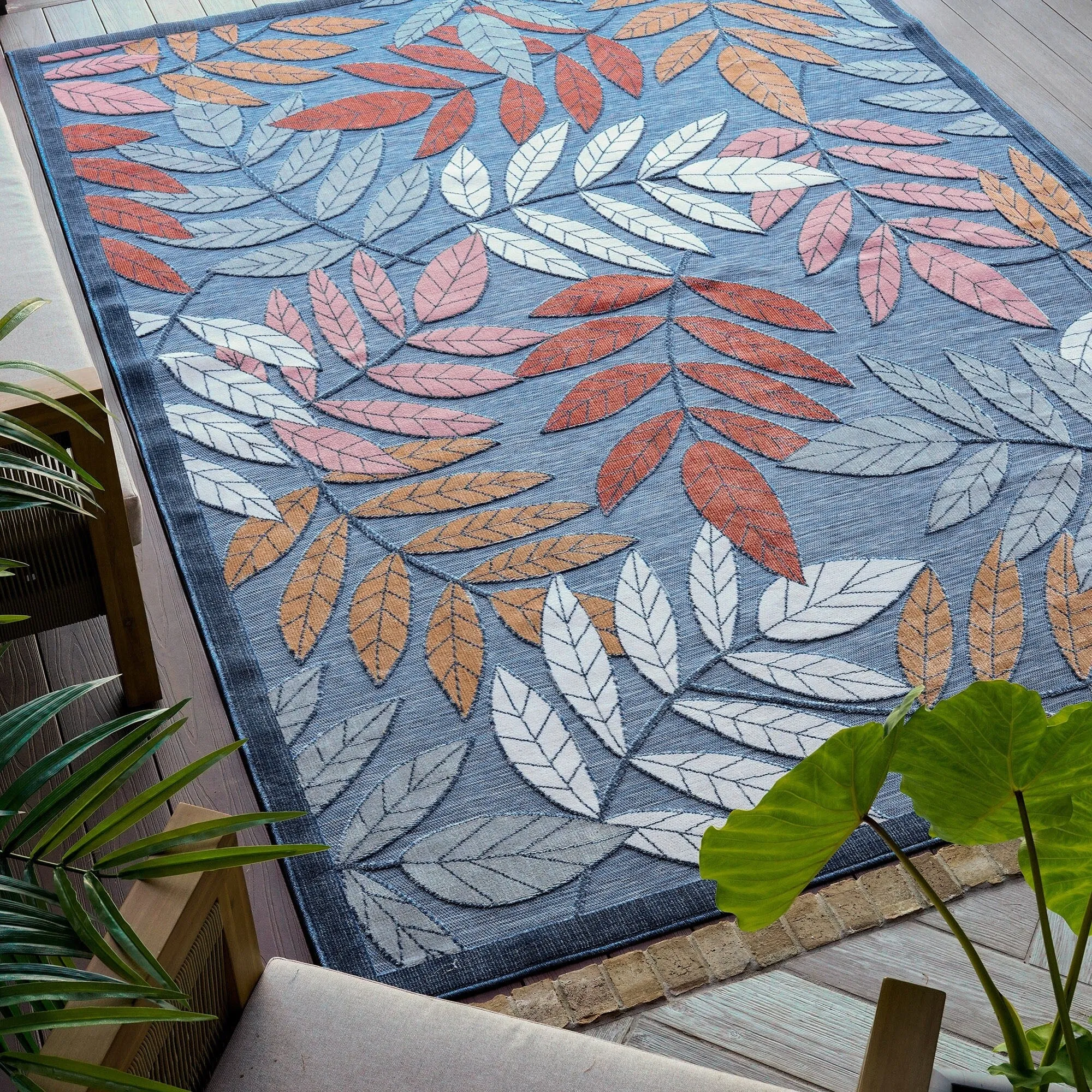 Tropicana Tropical Floral Indoor/Outdoor Area Rug