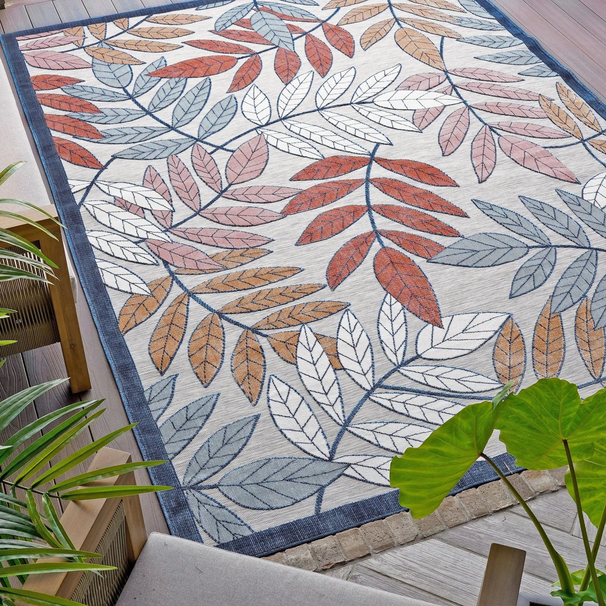Tropicana Tropical Floral Indoor/Outdoor Area Rug