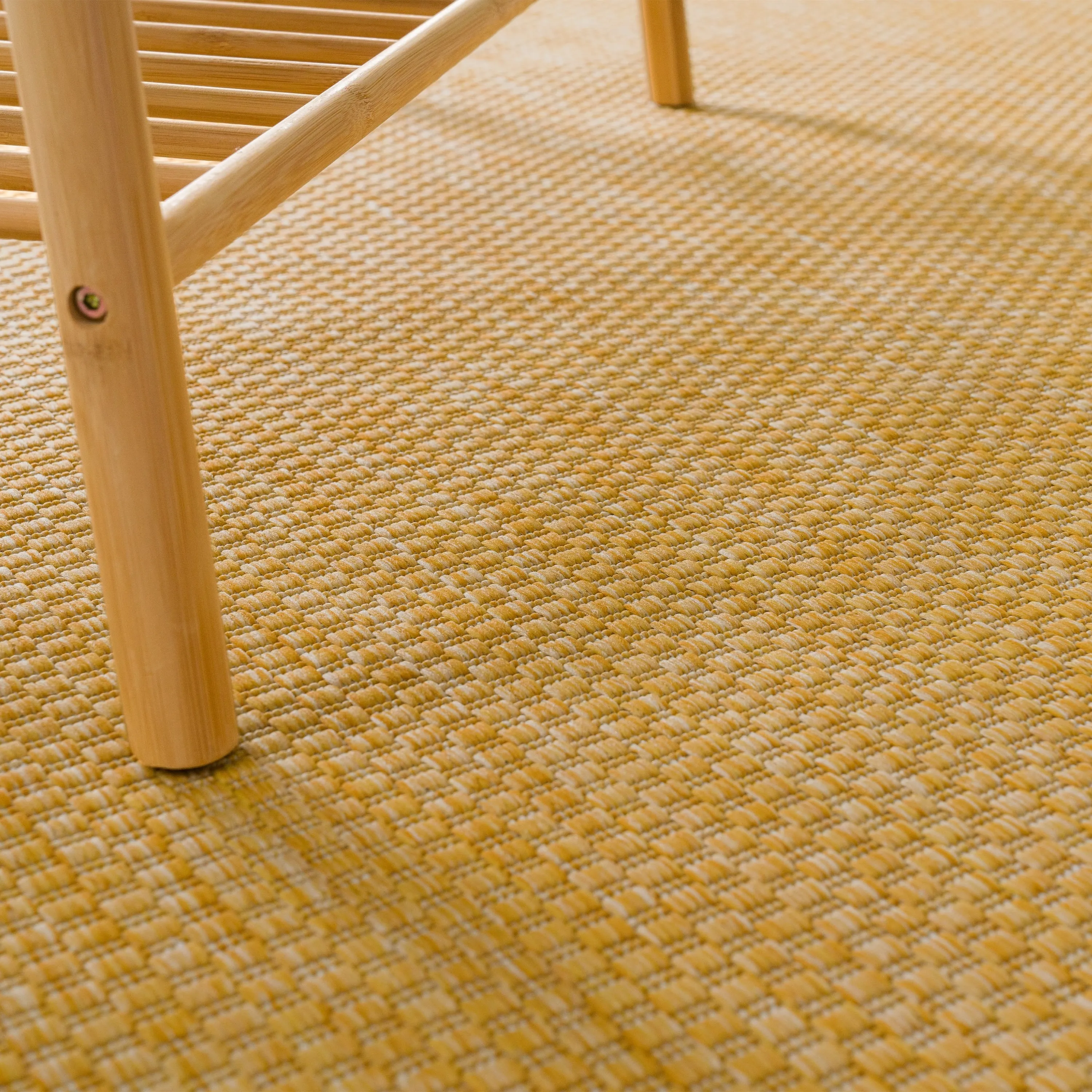 Variegated Waterproof Outdoor Rug for Patio