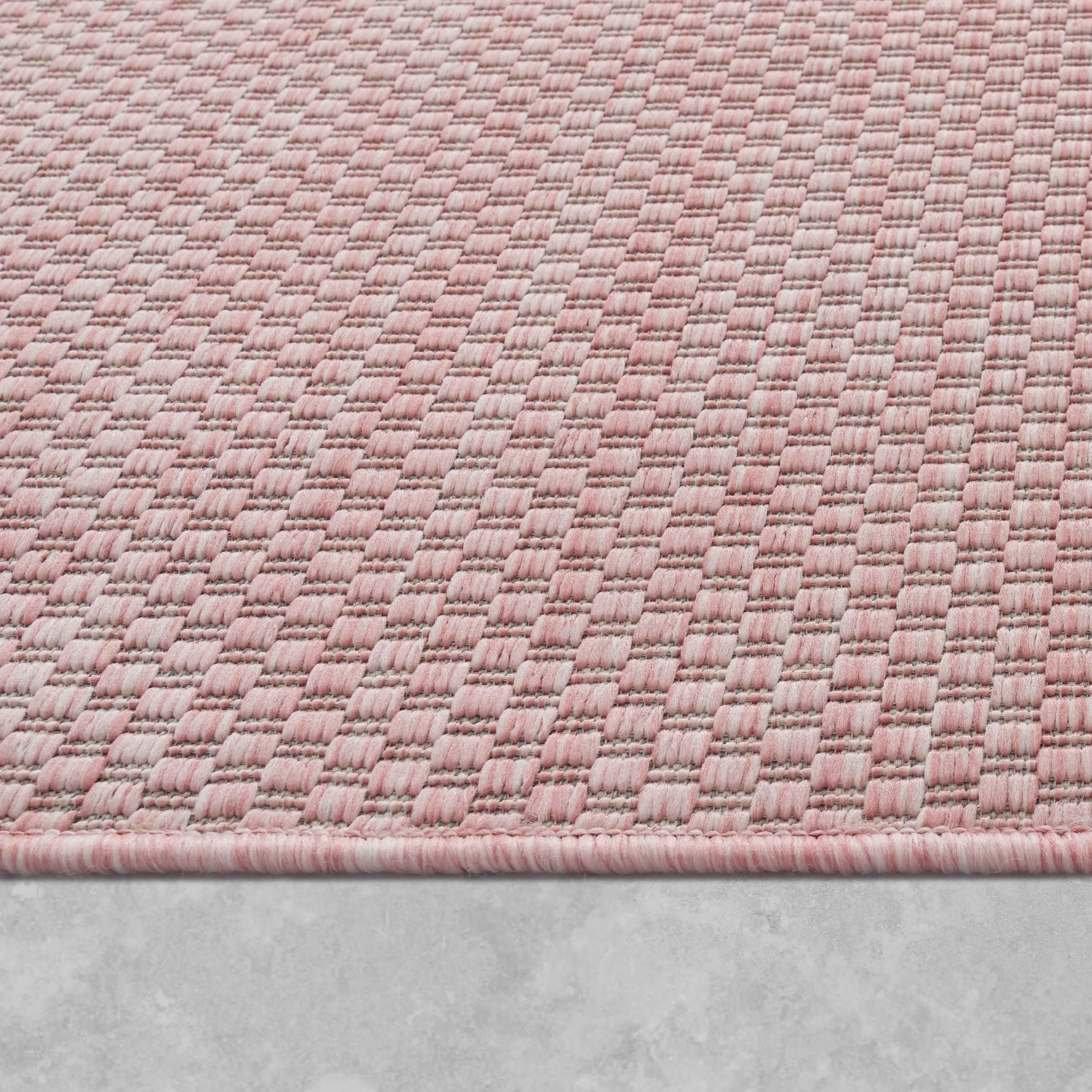 Variegated Waterproof Outdoor Rug for Patio