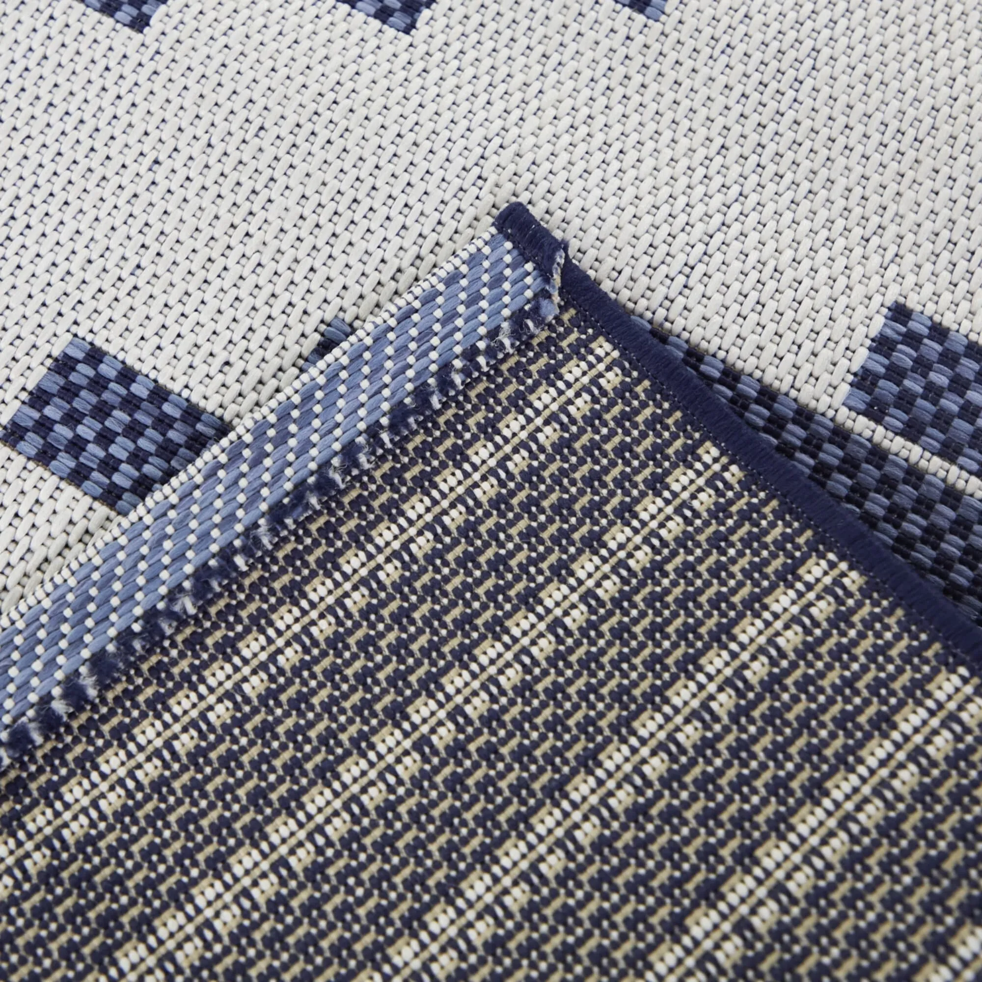 Victor Striped Trellis Indoor/Outdoor Area Rug