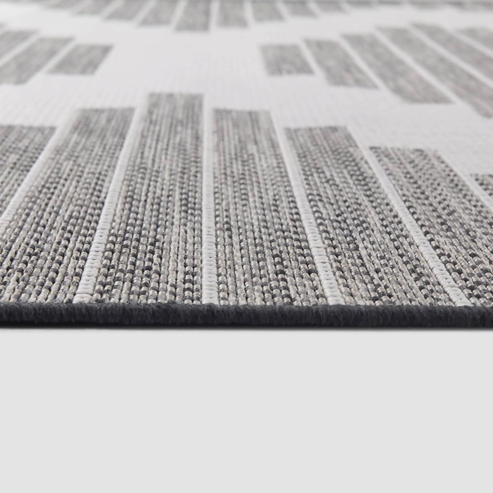 Victor Striped Trellis Indoor/Outdoor Area Rug