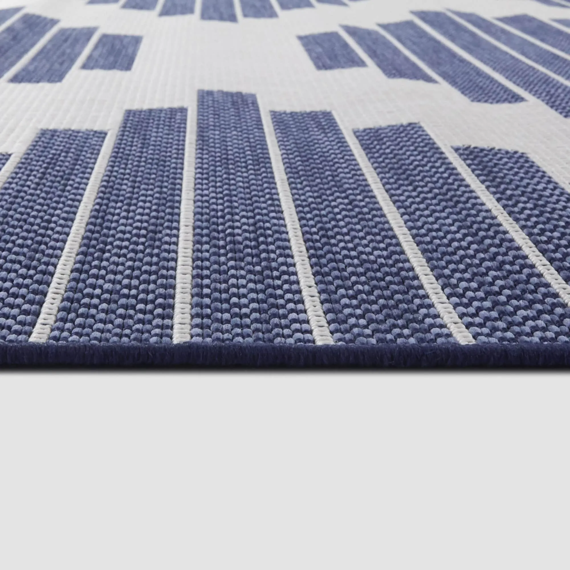 Victor Striped Trellis Indoor/Outdoor Area Rug