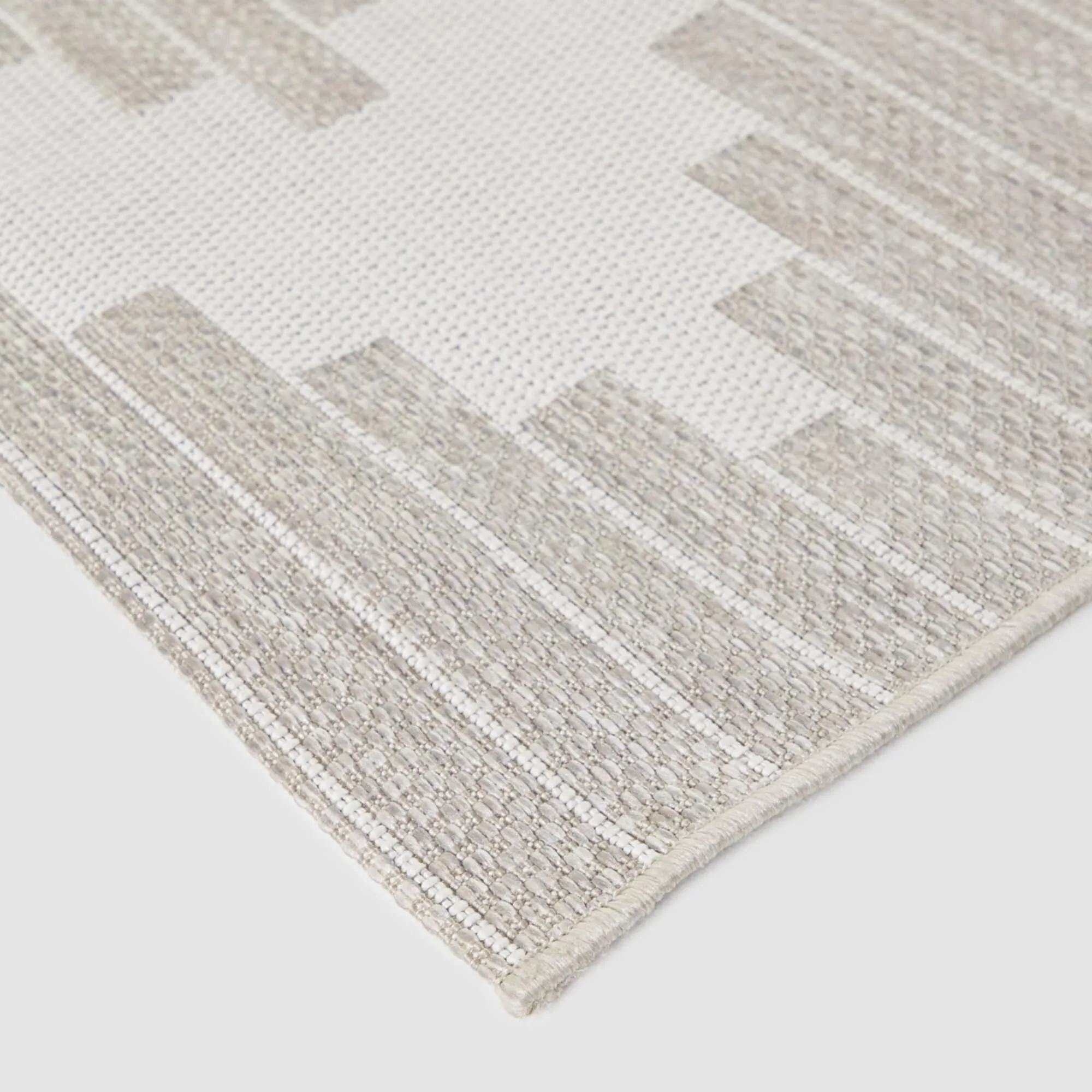 Victor Striped Trellis Indoor/Outdoor Area Rug