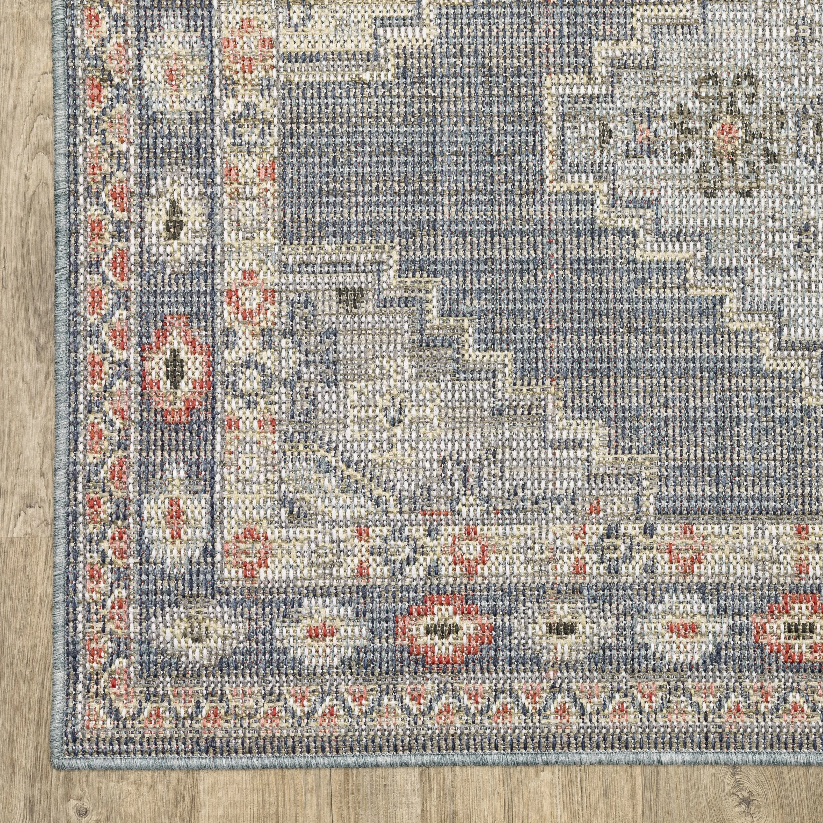 Vista Home Calla Traditional Oriental Blue/ Salmon Indoor/Outdoor Area Rug