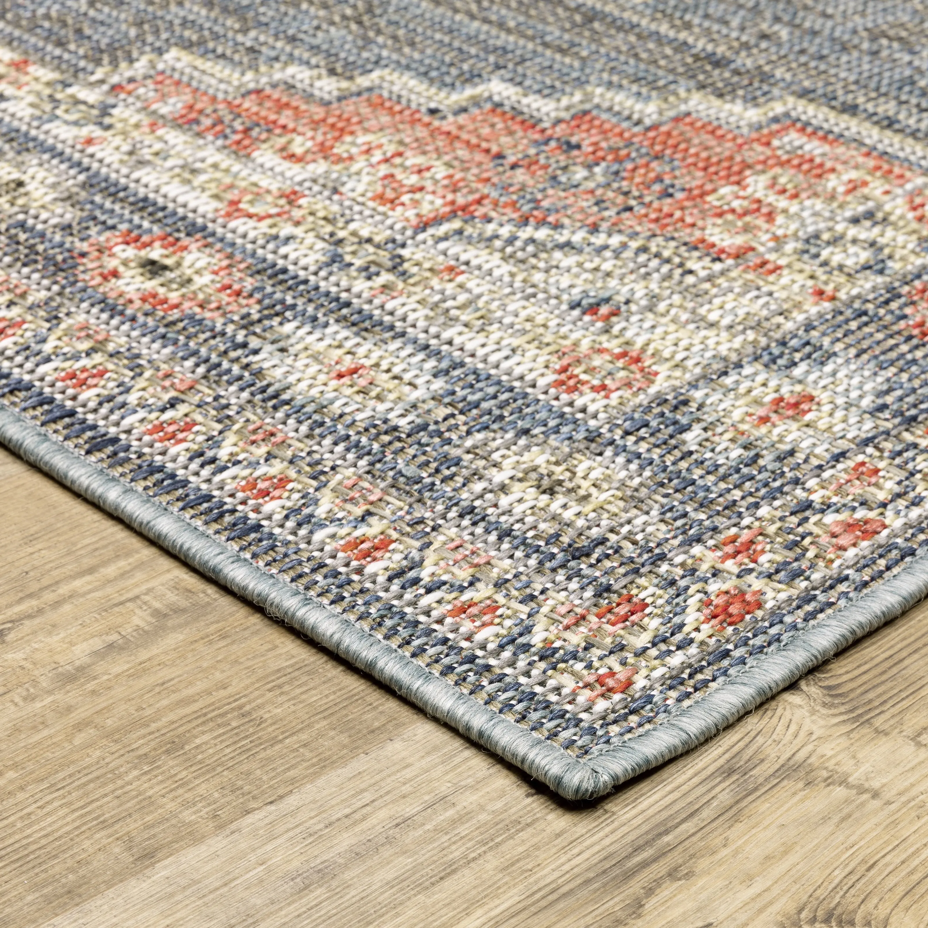Vista Home Calla Traditional Oriental Blue/ Salmon Indoor/Outdoor Area Rug