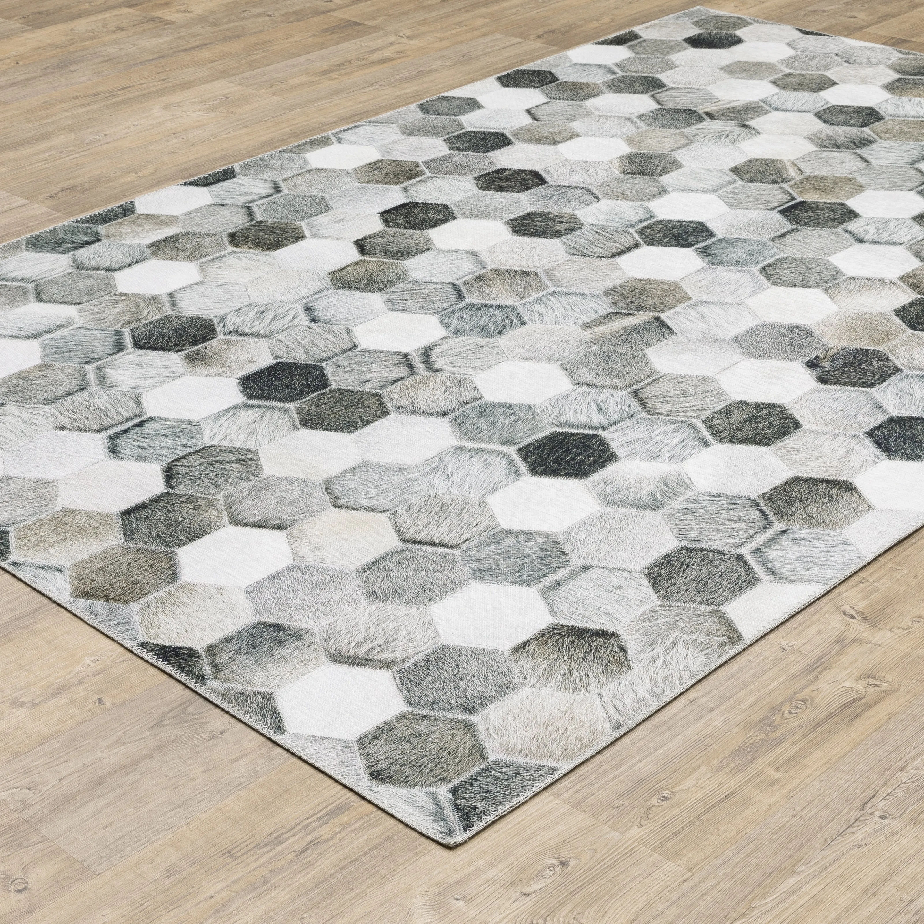 Vista Home Montreux Geometric Animal Print Gray Area Rug