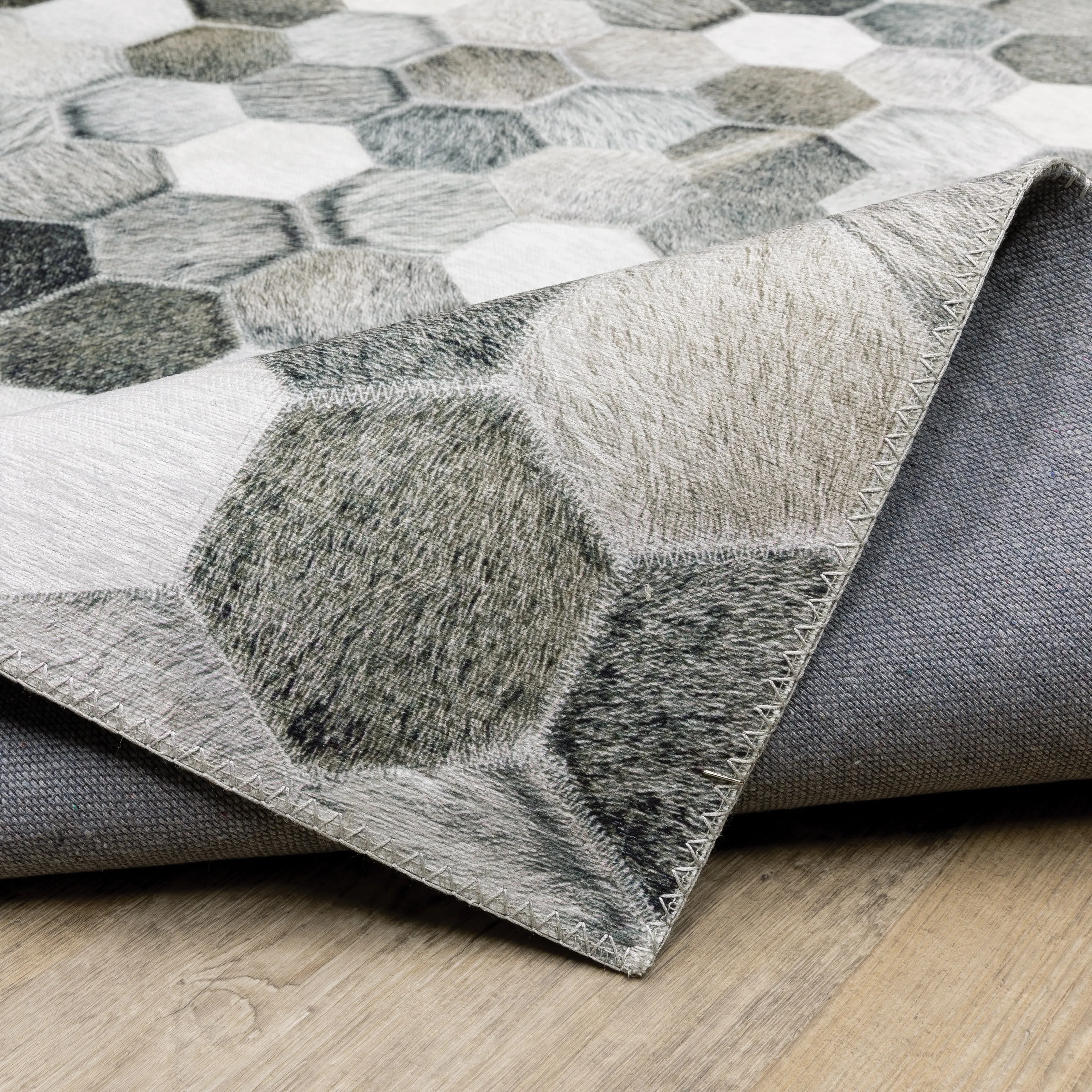 Vista Home Montreux Geometric Animal Print Gray Area Rug