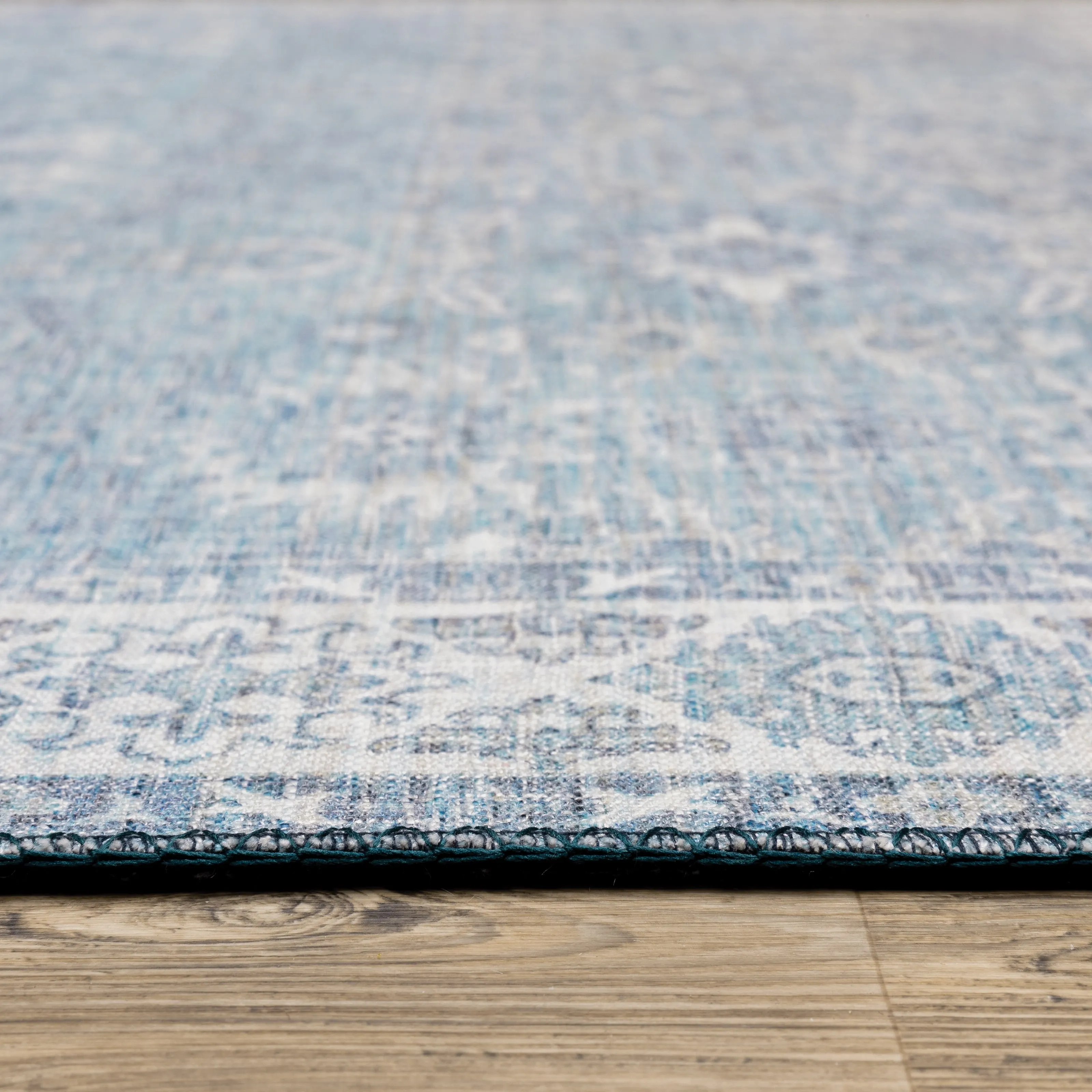 Vista Home Montreux Vintage Traditional Blue Area Rug
