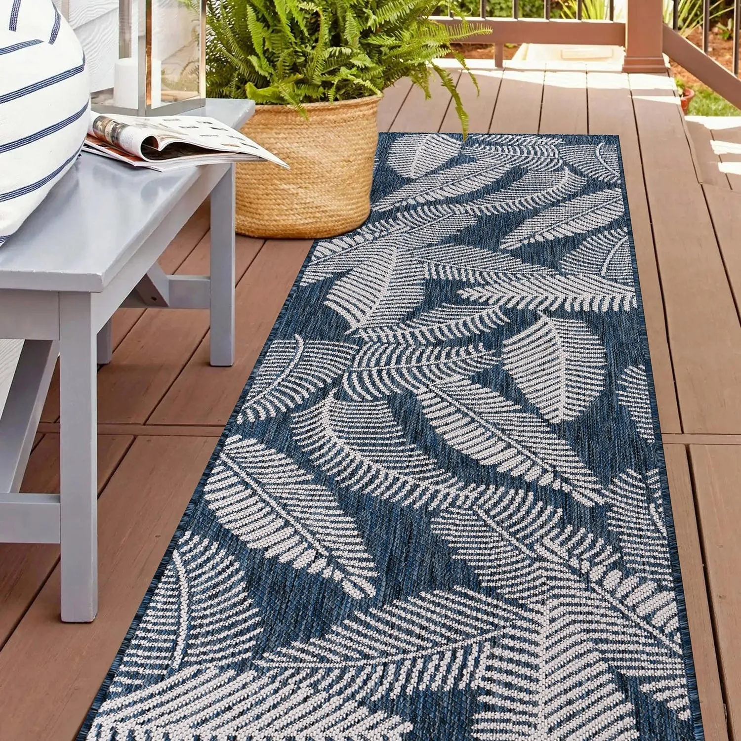 World Rug Gallery Distressed Palm Leaves Textured Flat Weave Indoor/Outdoor Area Rug