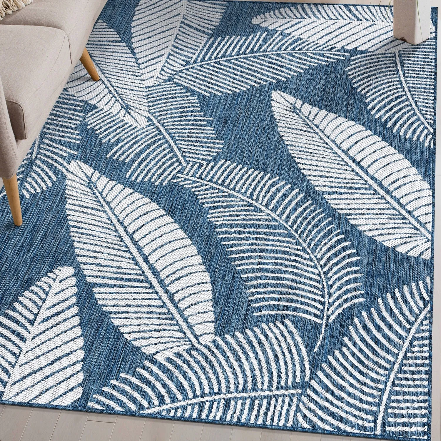 World Rug Gallery Distressed Palm Leaves Textured Flat Weave Indoor/Outdoor Area Rug