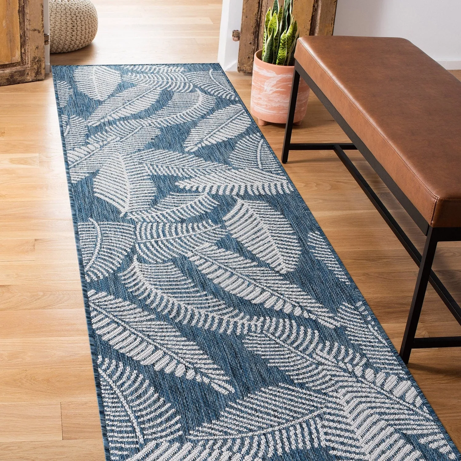 World Rug Gallery Distressed Palm Leaves Textured Flat Weave Indoor/Outdoor Area Rug