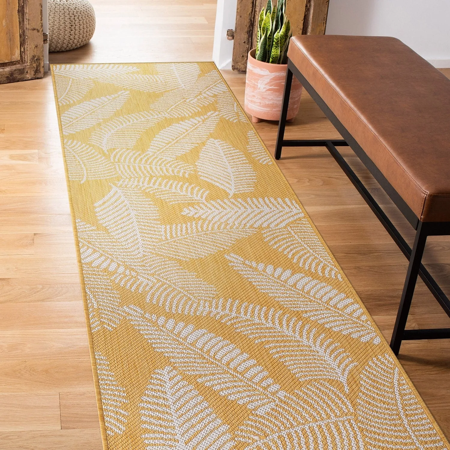World Rug Gallery Distressed Palm Leaves Textured Flat Weave Indoor/Outdoor Area Rug