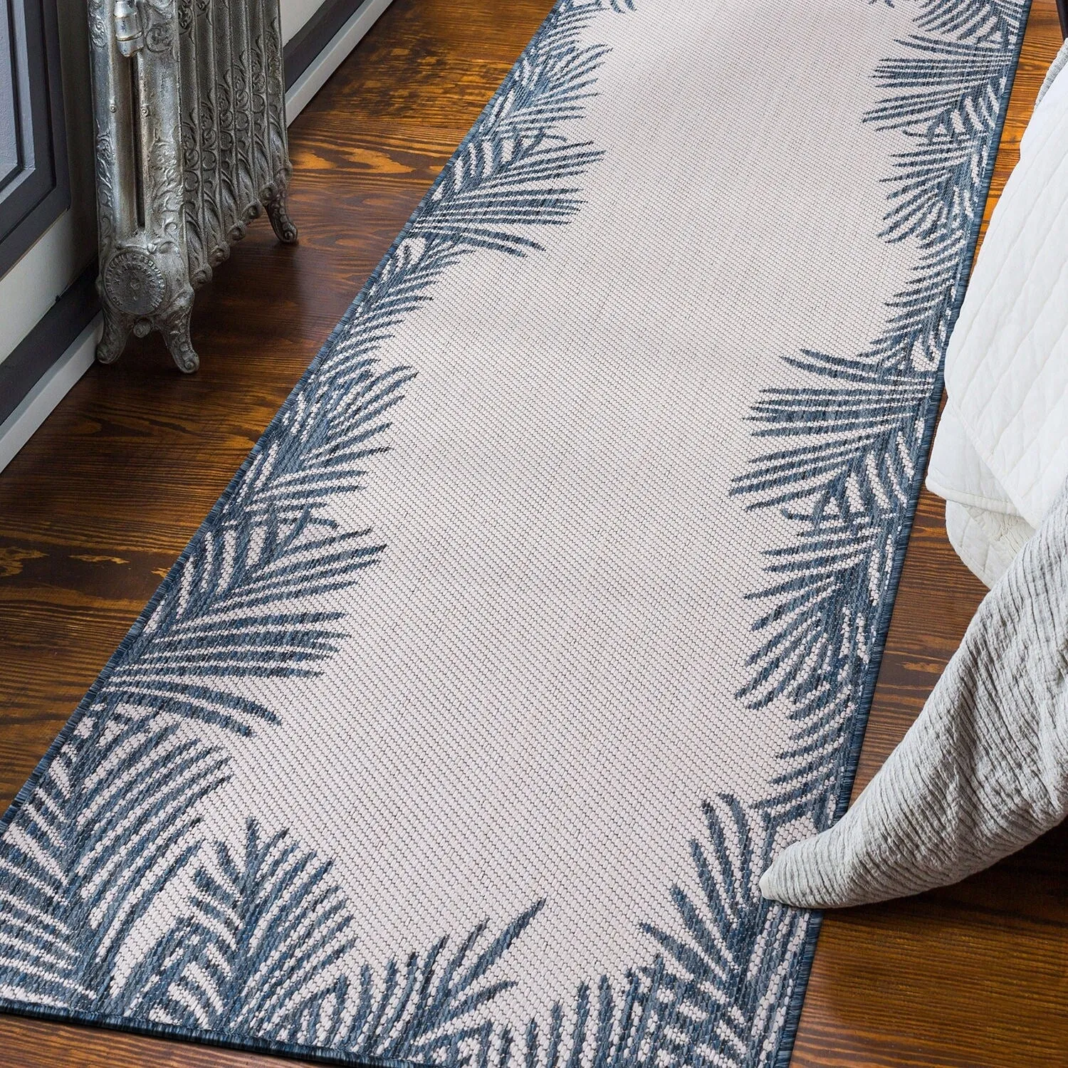 World Rug Gallery Tropical Floral Palm Leaves Textured Flat Weave Indoor/Outdoor Area Rug