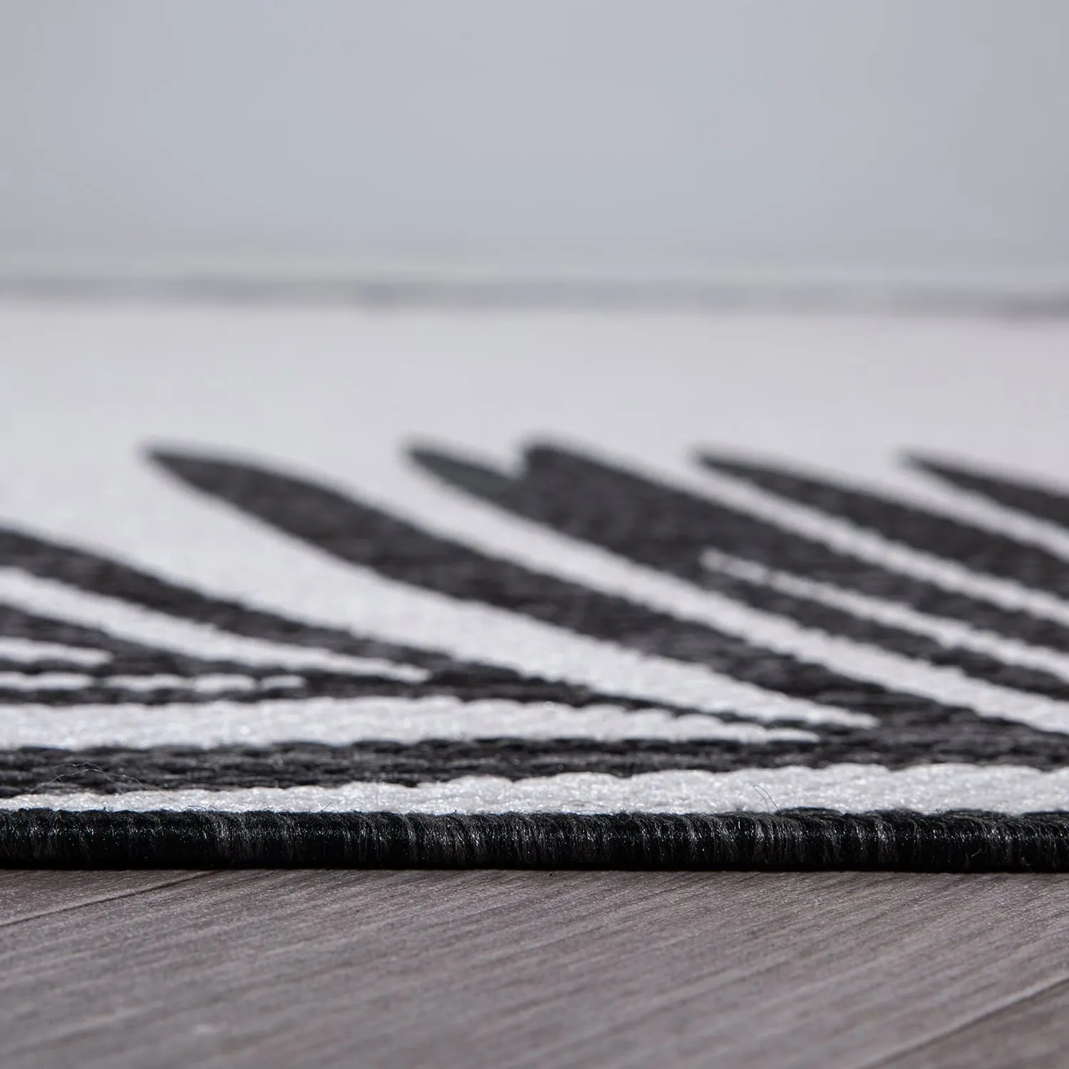 World Rug Gallery Tropical Floral Palm Leaves Textured Flat Weave Indoor/Outdoor Area Rug